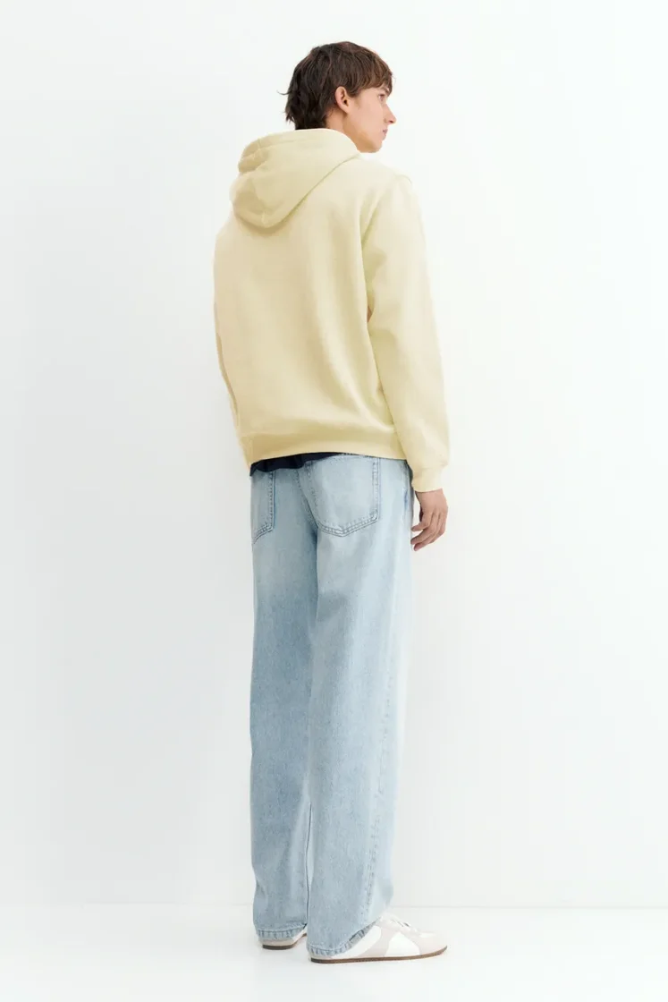 Pull&Bear Sweat basique à capuche — Yellow