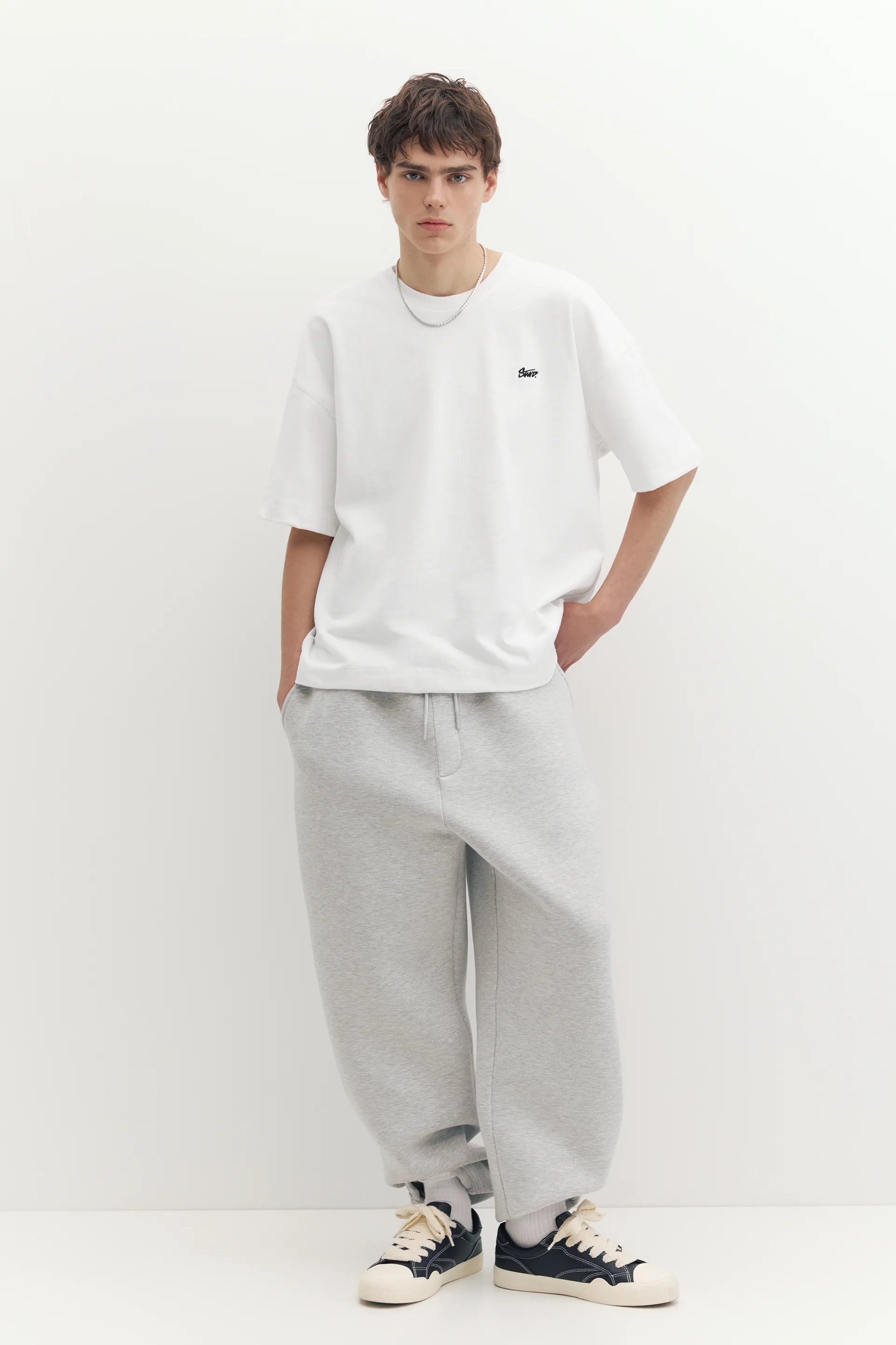 Pull&Bear STWD Embroidered Sweat Tee — Blanc