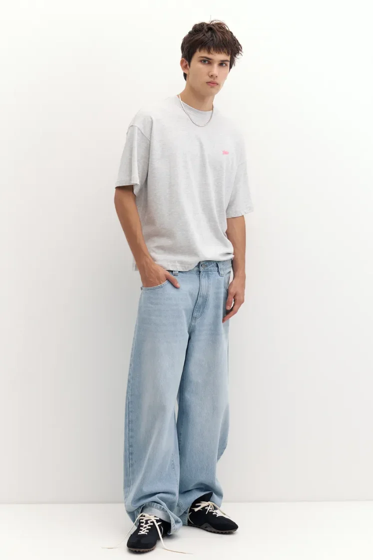 Pull&Bear Boxy STWD Logo Tee — Light Grey