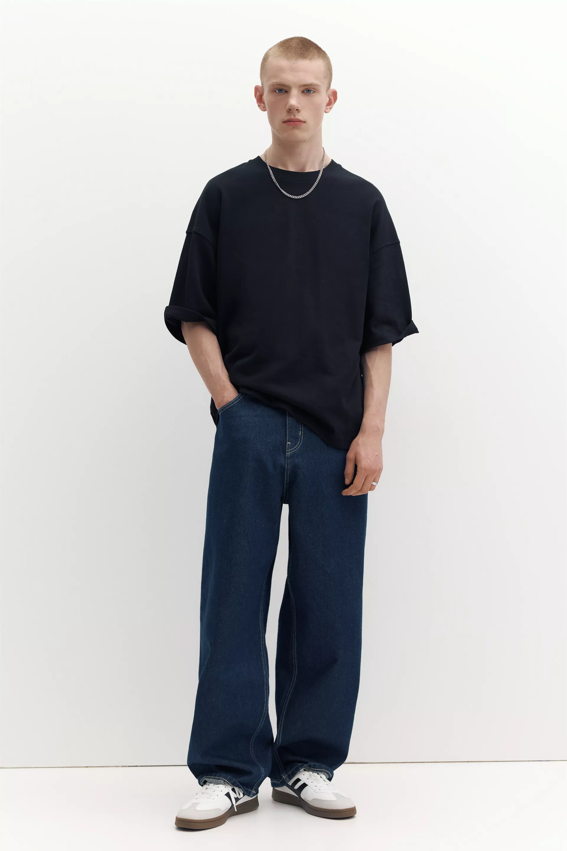 Pull&Bear Loose Fit Cotton Tee — Noir