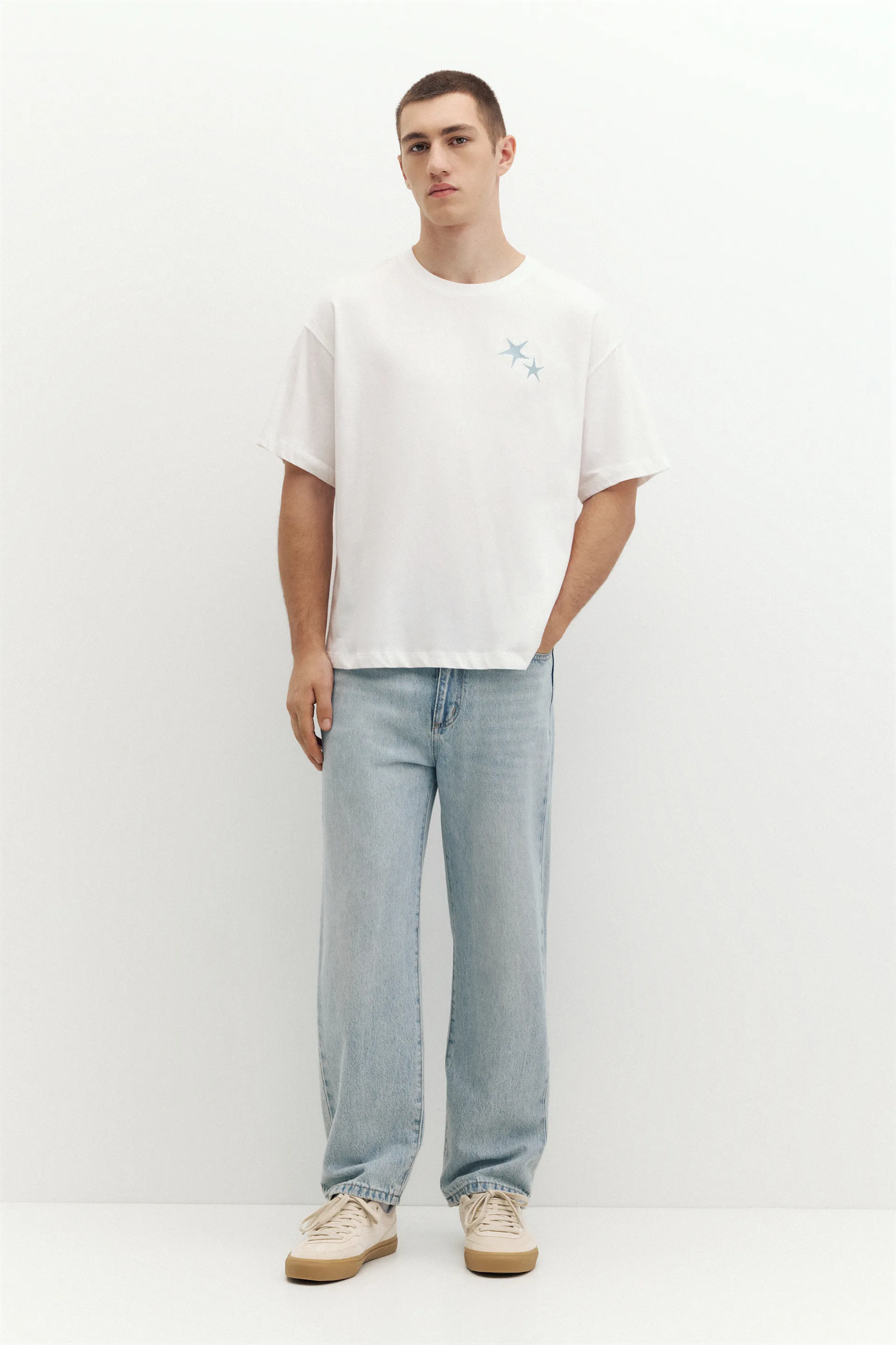 Pull&Bear T-shirt motif étoiles STWD — Blanc cassé