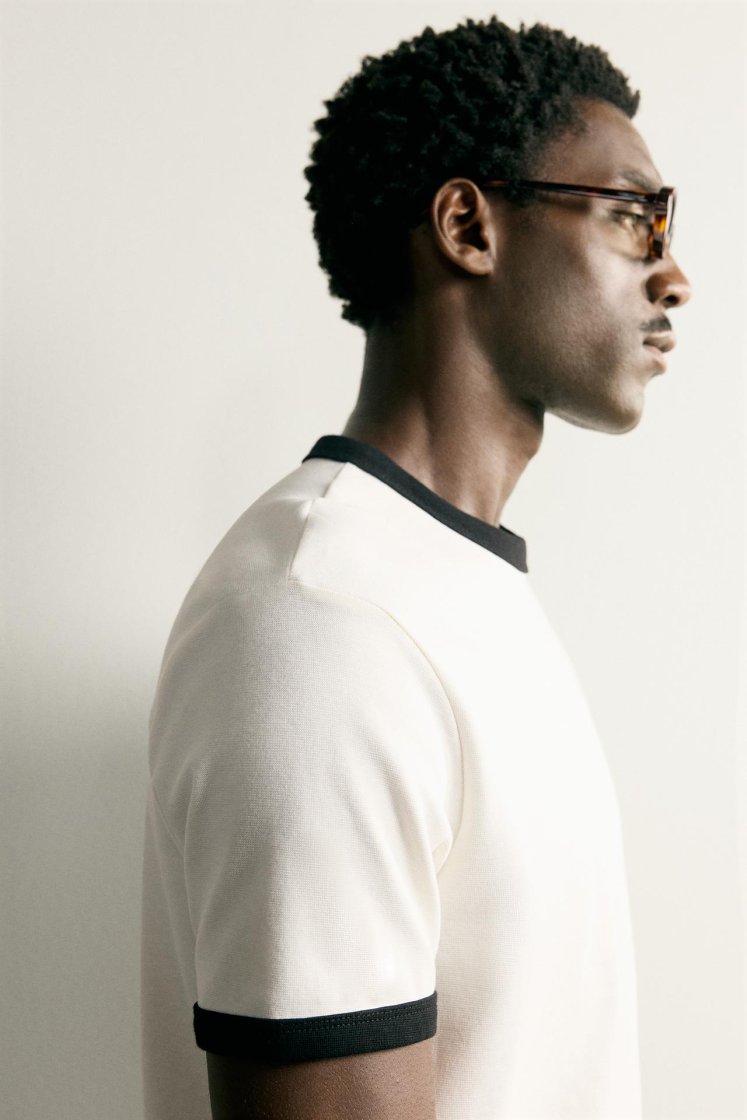 Zara Contrast Ribbed Basic Tee — Blanc cassé