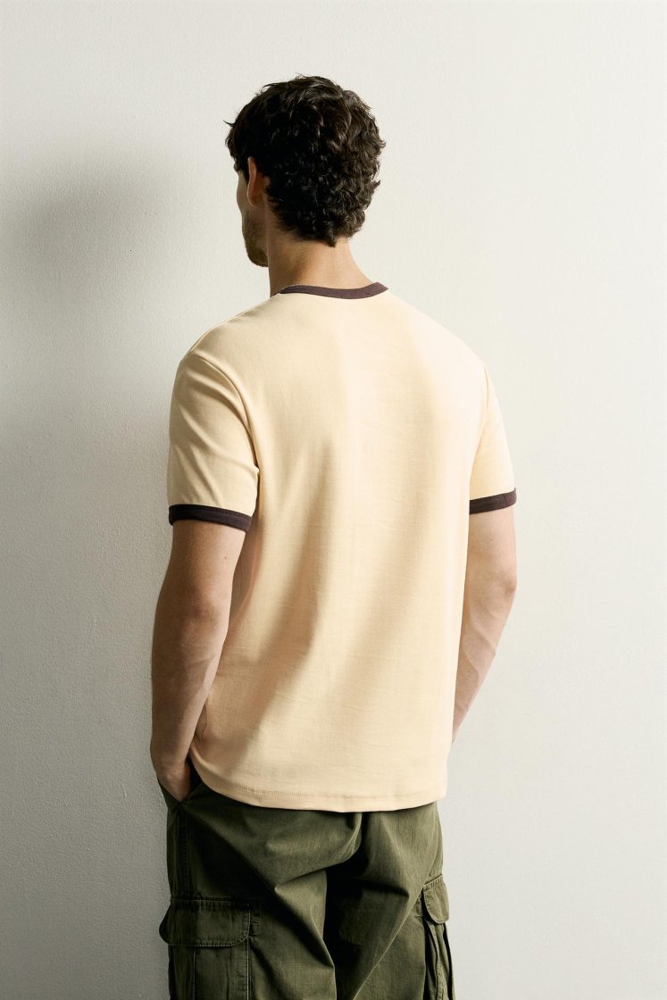 Zara Contrast Ribbed Basic Tee — Jaune