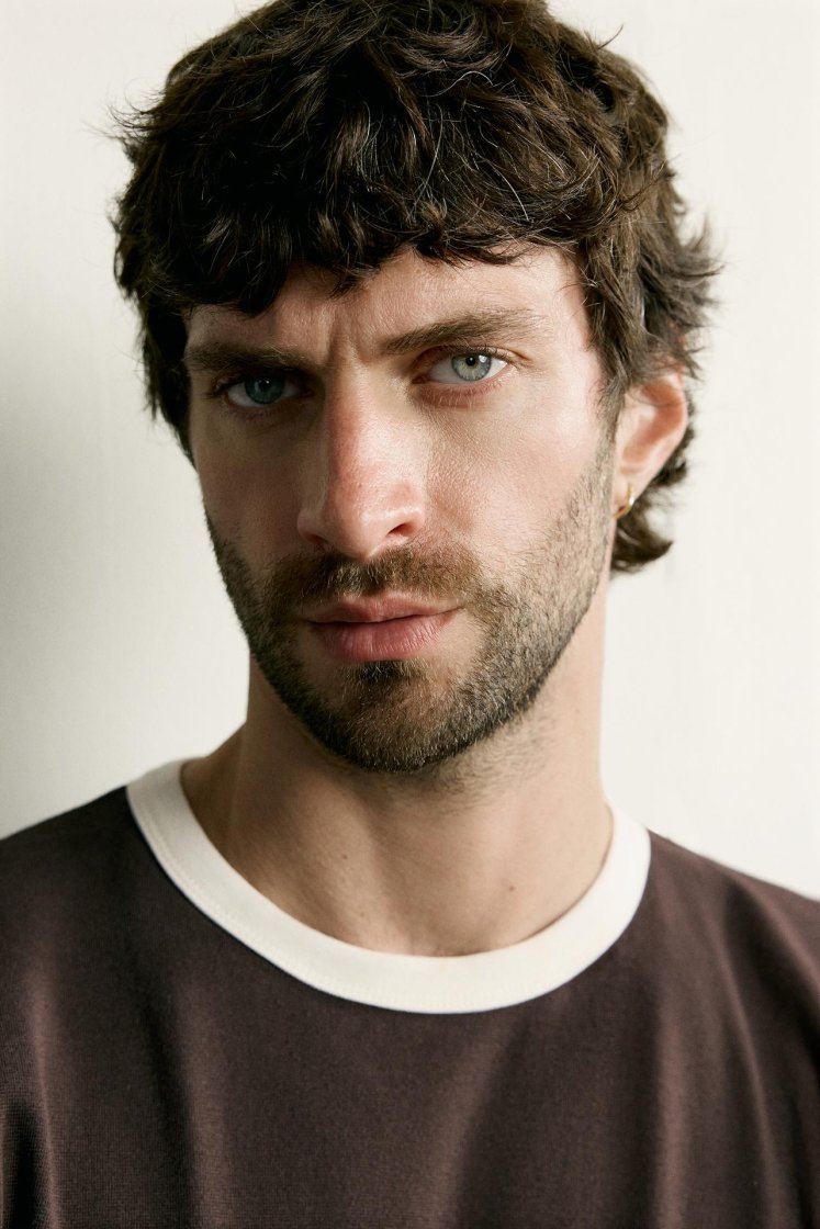 Zara Contrast Ribbed Basic Tee — Marron