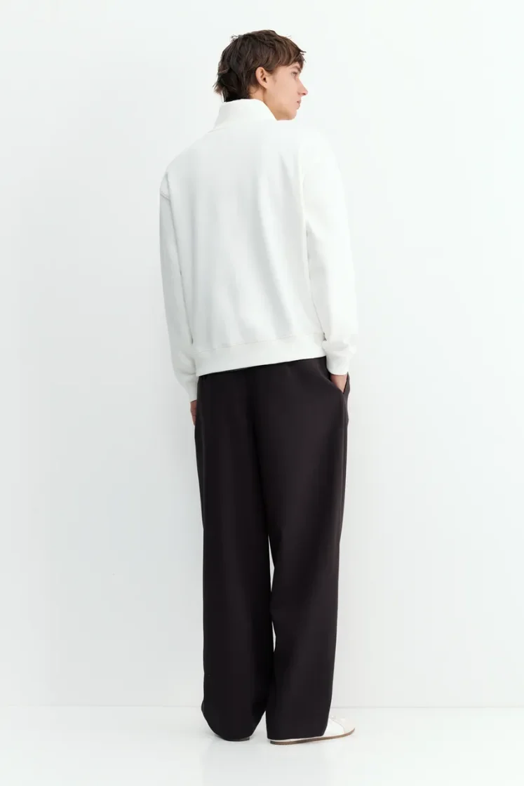 Pull&Bear Zip-Neck Long Sleeve Sweat — Off White