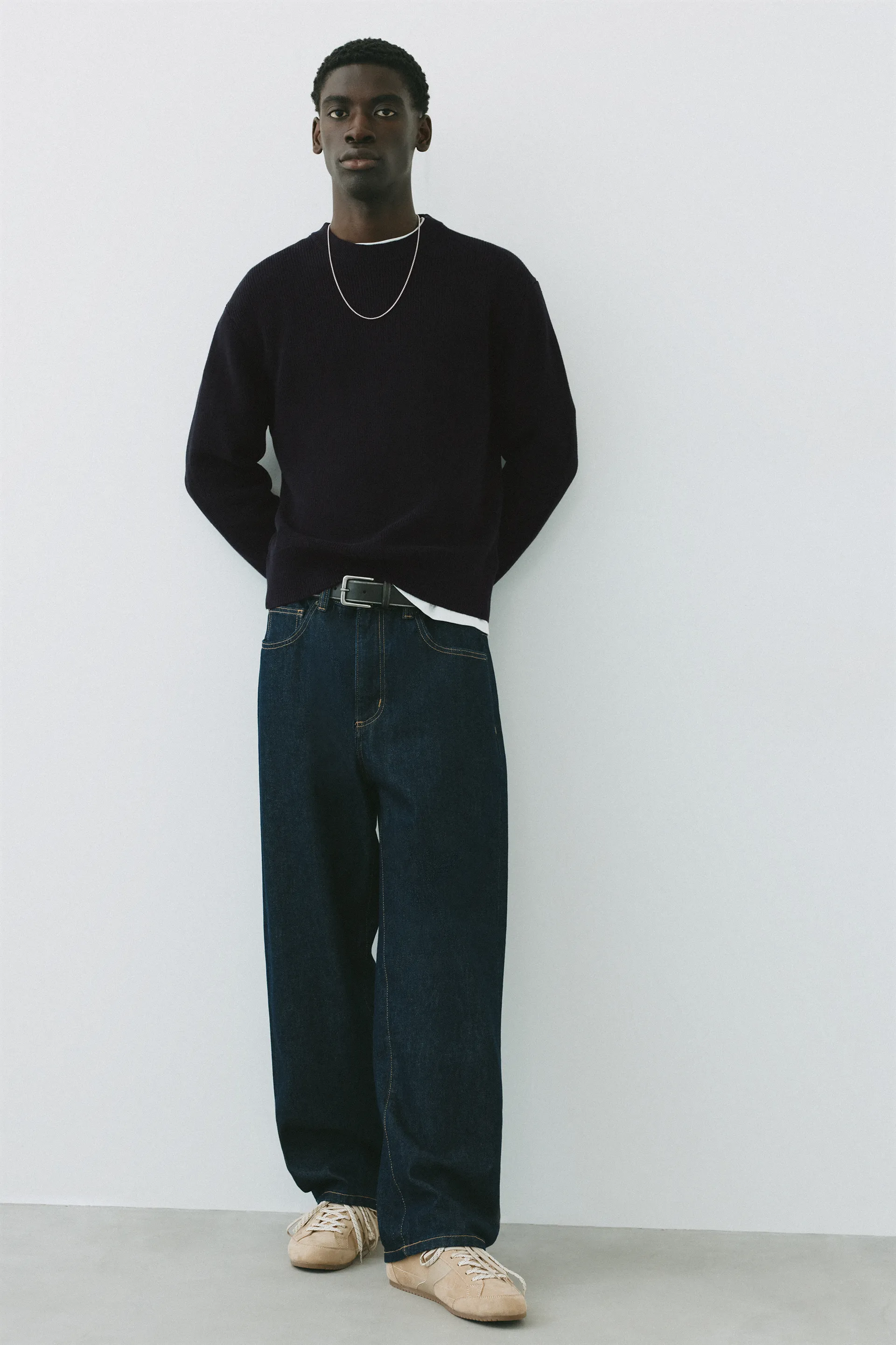 Pull&Bear Essential Cotton Crewneck Sweate — Noir
