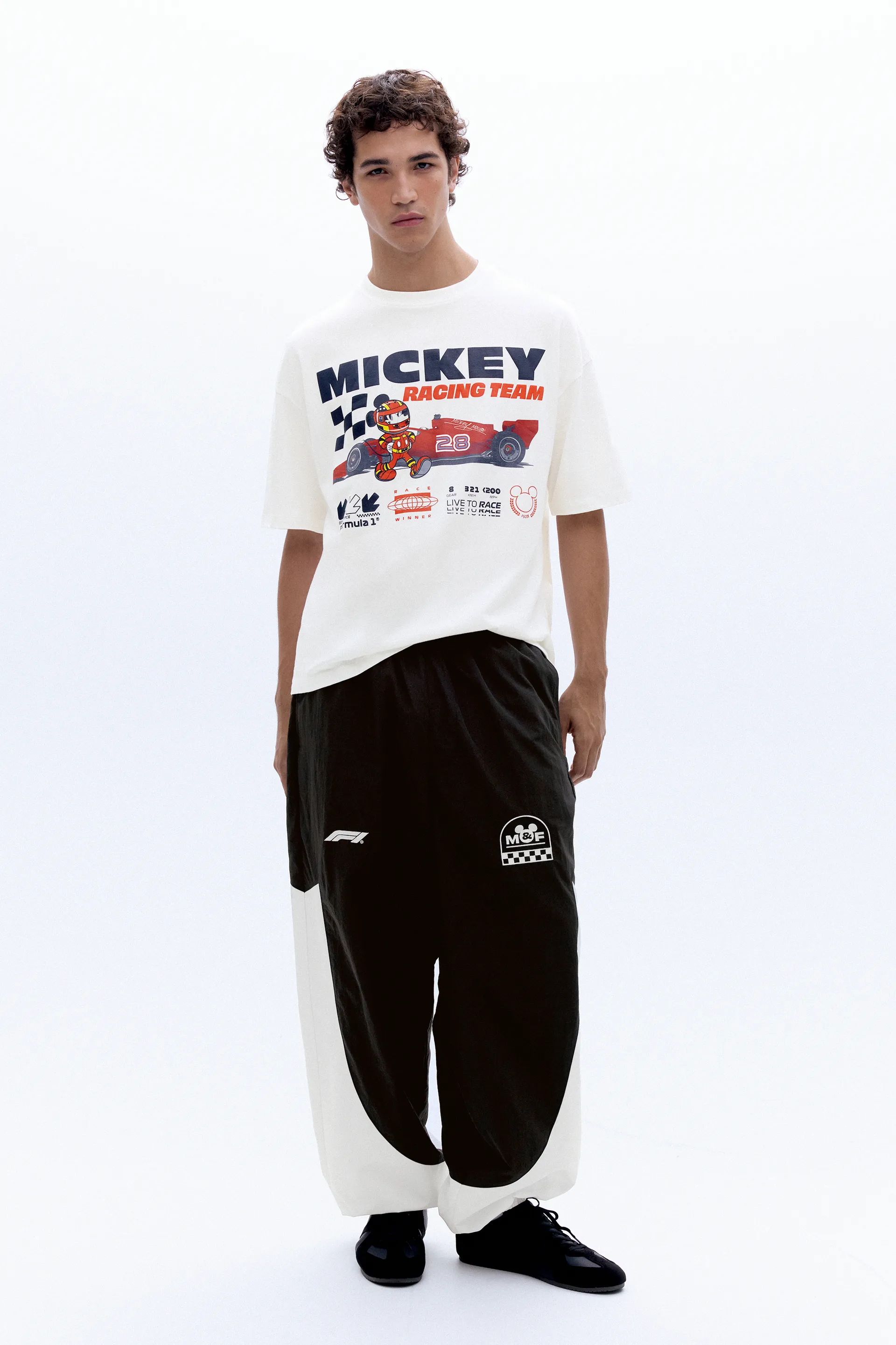 Pull&Bear Disney x F1 Mickey Racing Tee — Blanc cassé