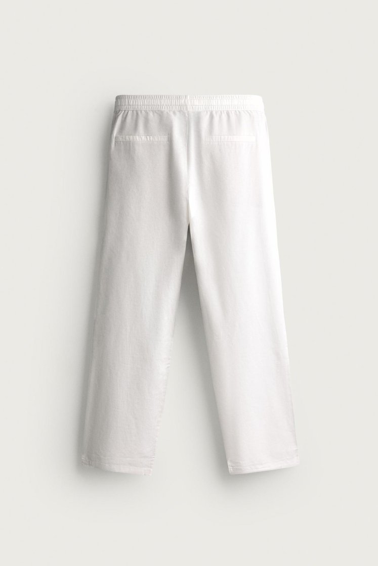 Zara Relaxed Cotton-Linen Trousers — Off White