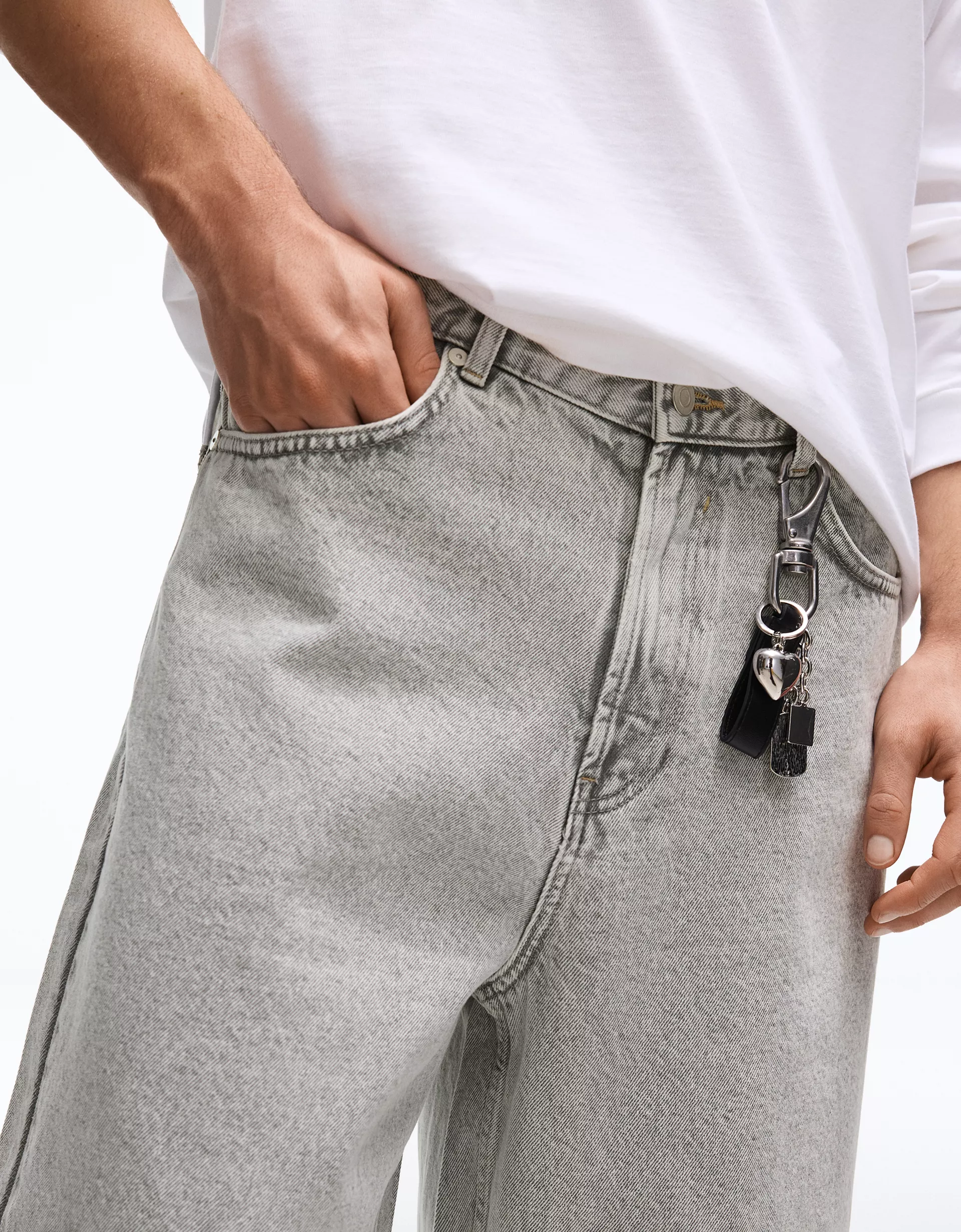 Bershka Baggy Denim Bermuda — Gris