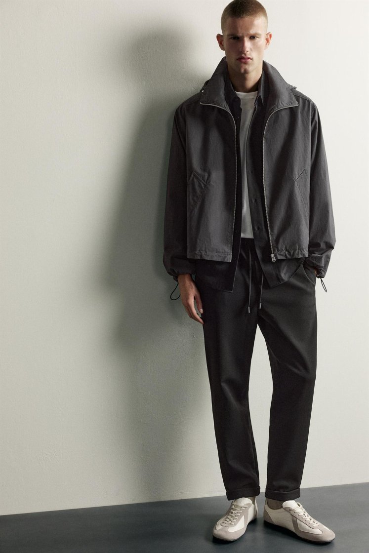 Zara Regular Fit Easy Care Trousers — Black