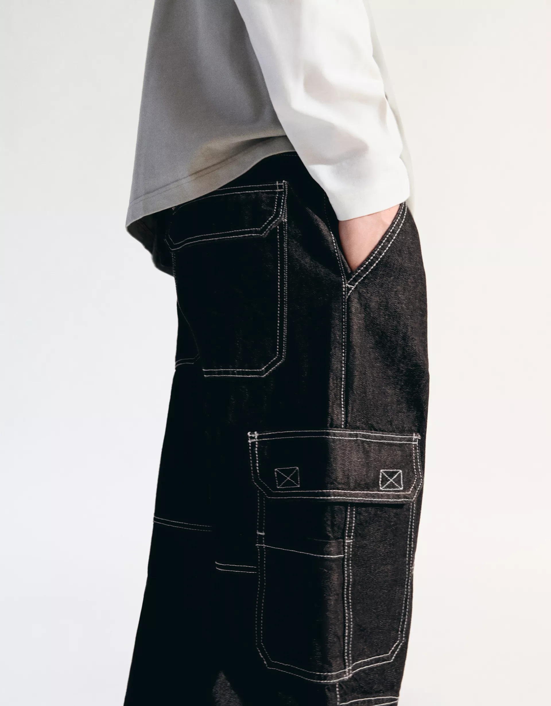 Bershka Baggy Cargo Jeans — Noir