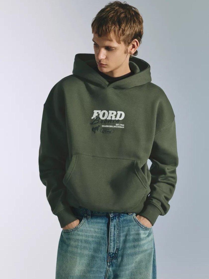 Pull&Bear Ford Bronco Graphic Hoodie — Khaki