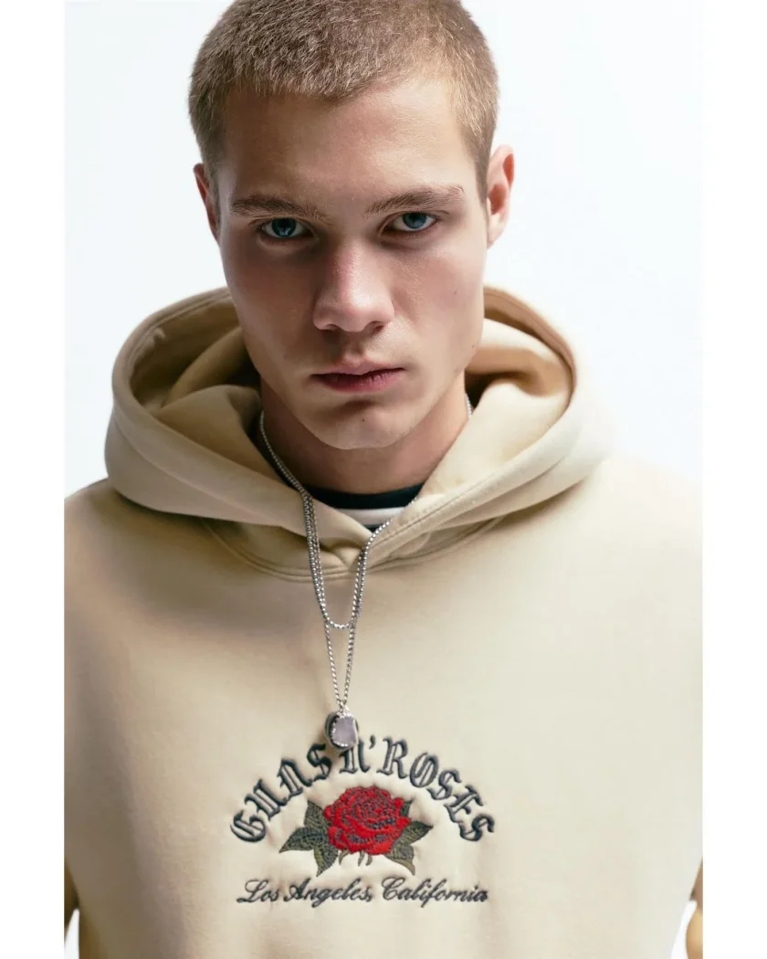 Pull&Bear Guns N' Roses Graphic Hoodie — Cream