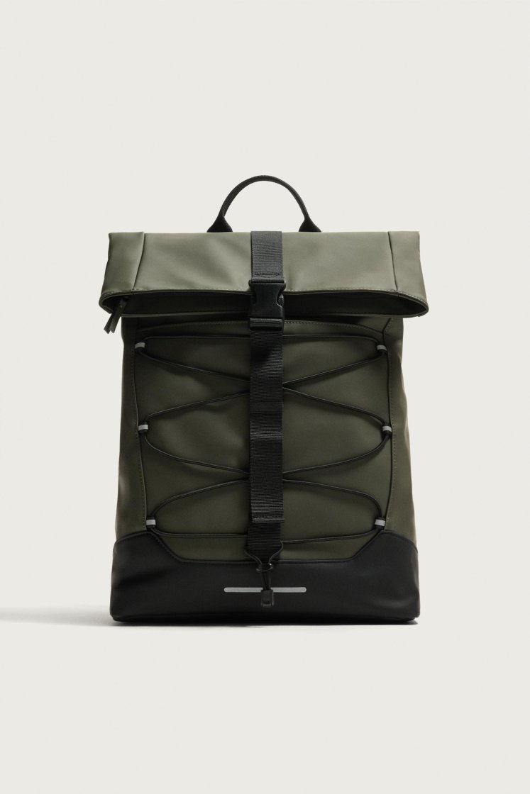 Zara SAC À DOS TECHNIQUE EFFET GOMME — Olive