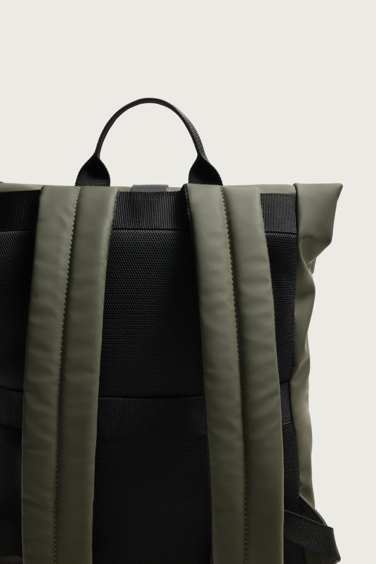 Zara SAC À DOS TECHNIQUE EFFET GOMME — Olive