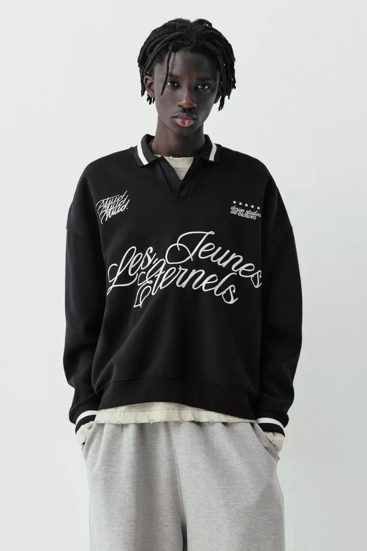 Pull&Bear Embroidered Collar Sweatshirt — Black