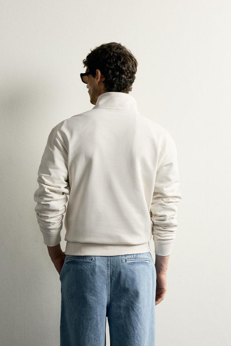 Zara Zip-Neck Basic Sweatshirt — Blanc cassé