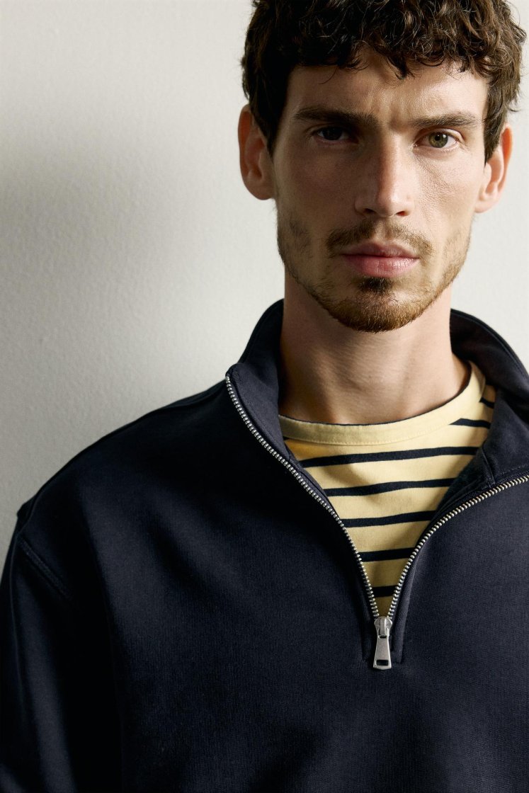 Zara Zip-Neck Basic Sweatshirt — Bleu marine