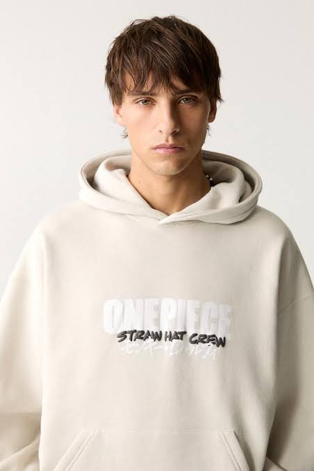 Pull&Bear Pull&Bear One Piece Hoodie — Cream