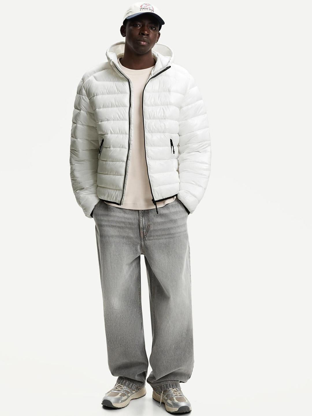 Bershka Lightweight Hooded Puffer — White