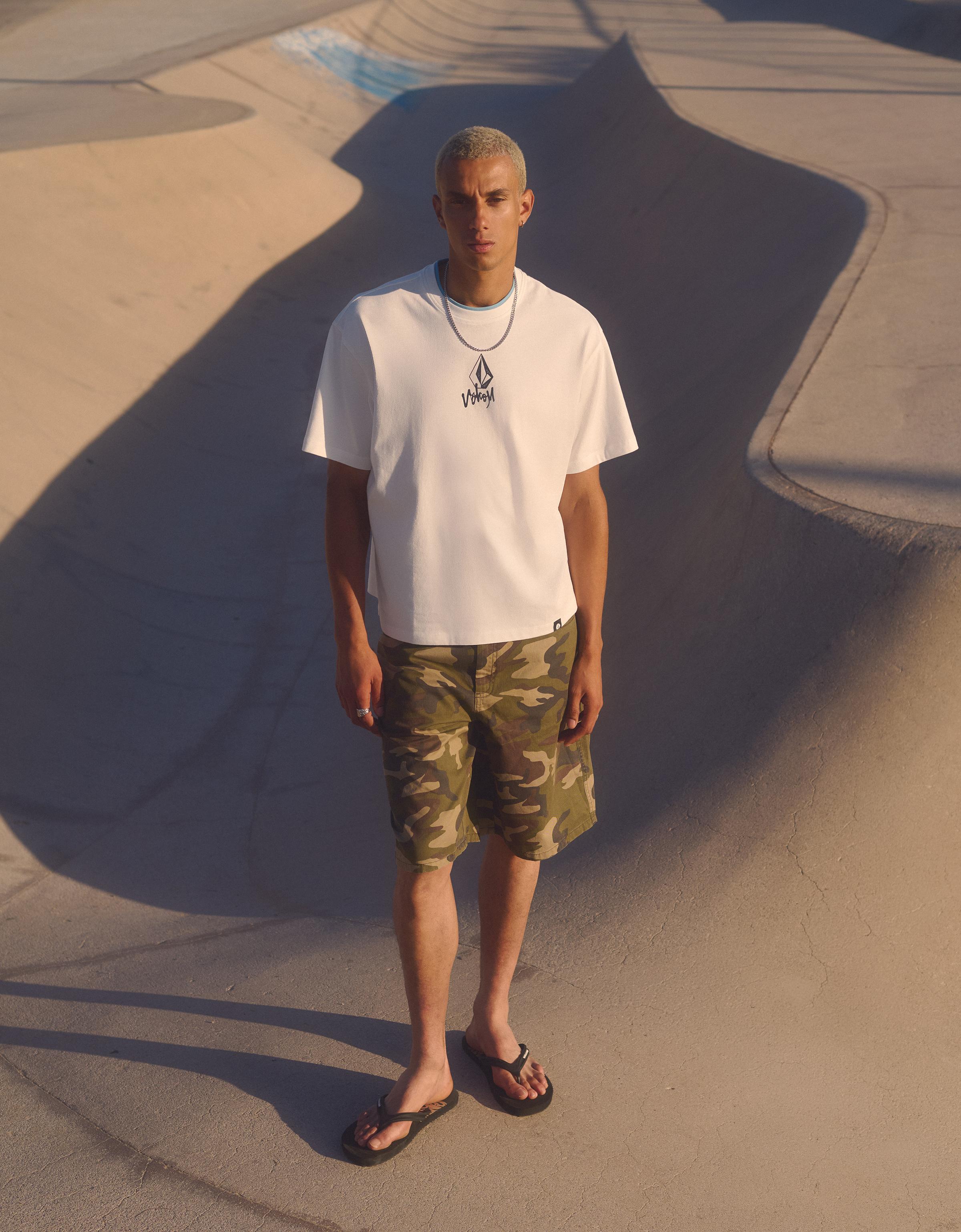 Bershka VOLCOM relaxed fit T-shirt — White