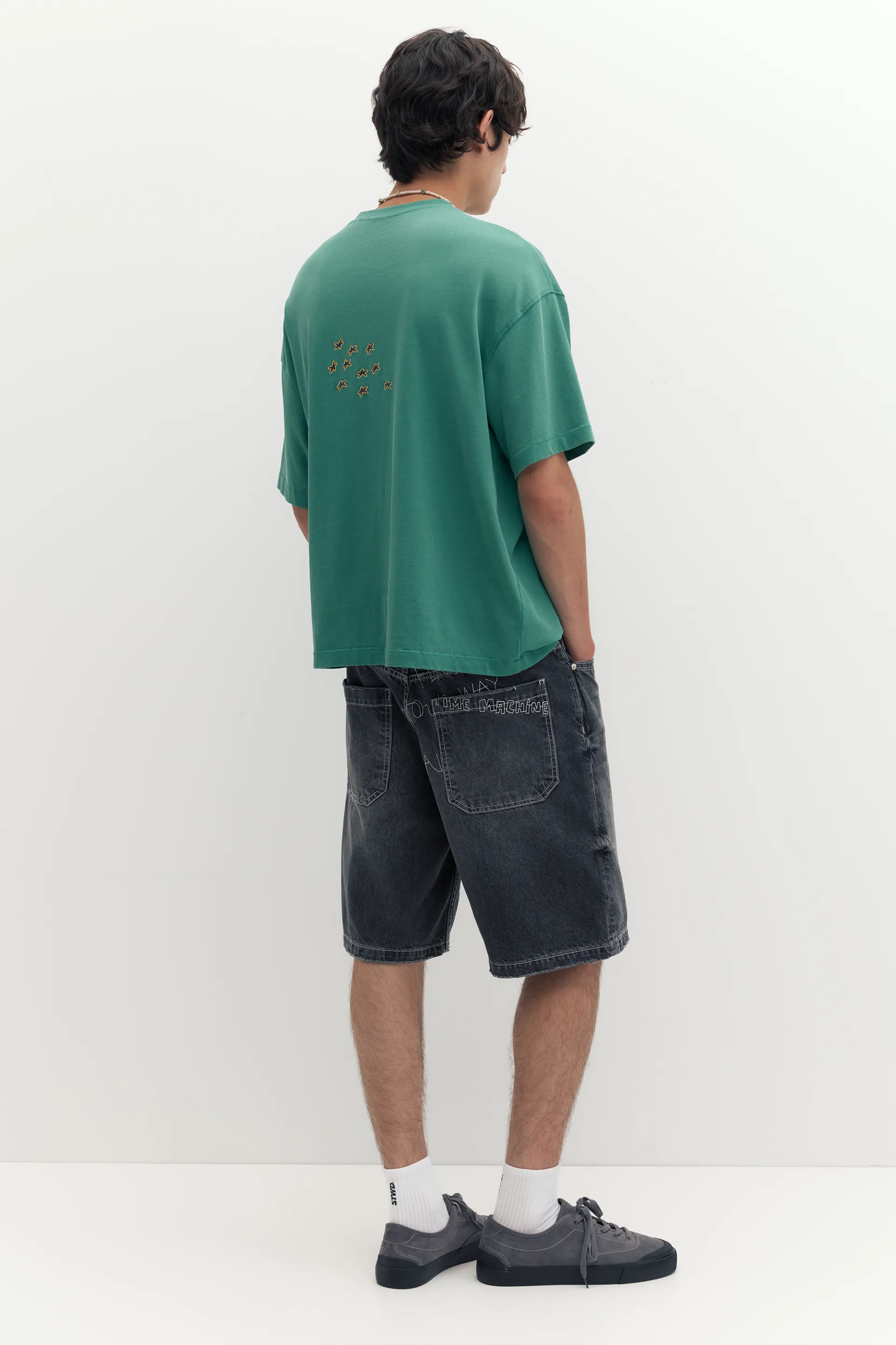 Pull&Bear Baggy Embroidered Denim Bermuda — Charcoal