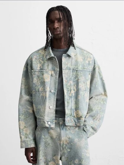 Veste en jean crop bleu clair