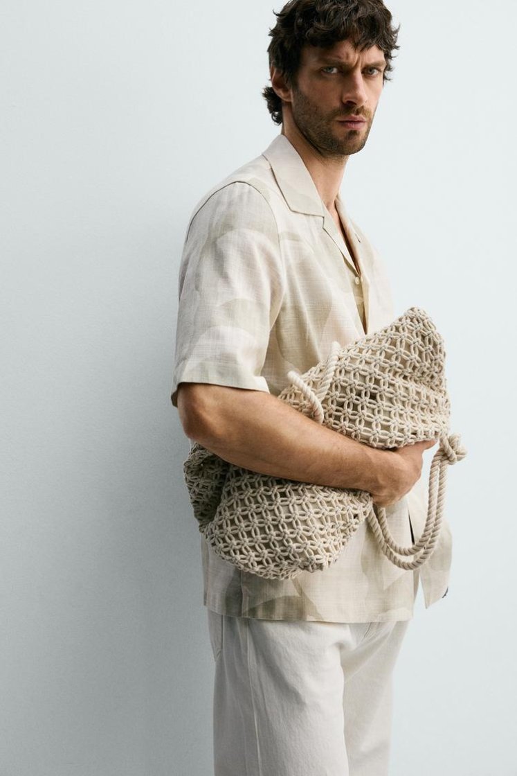 Zara CHEMISE FLUIDE À IMPRIMÉ ABSTRAIT — Sable
