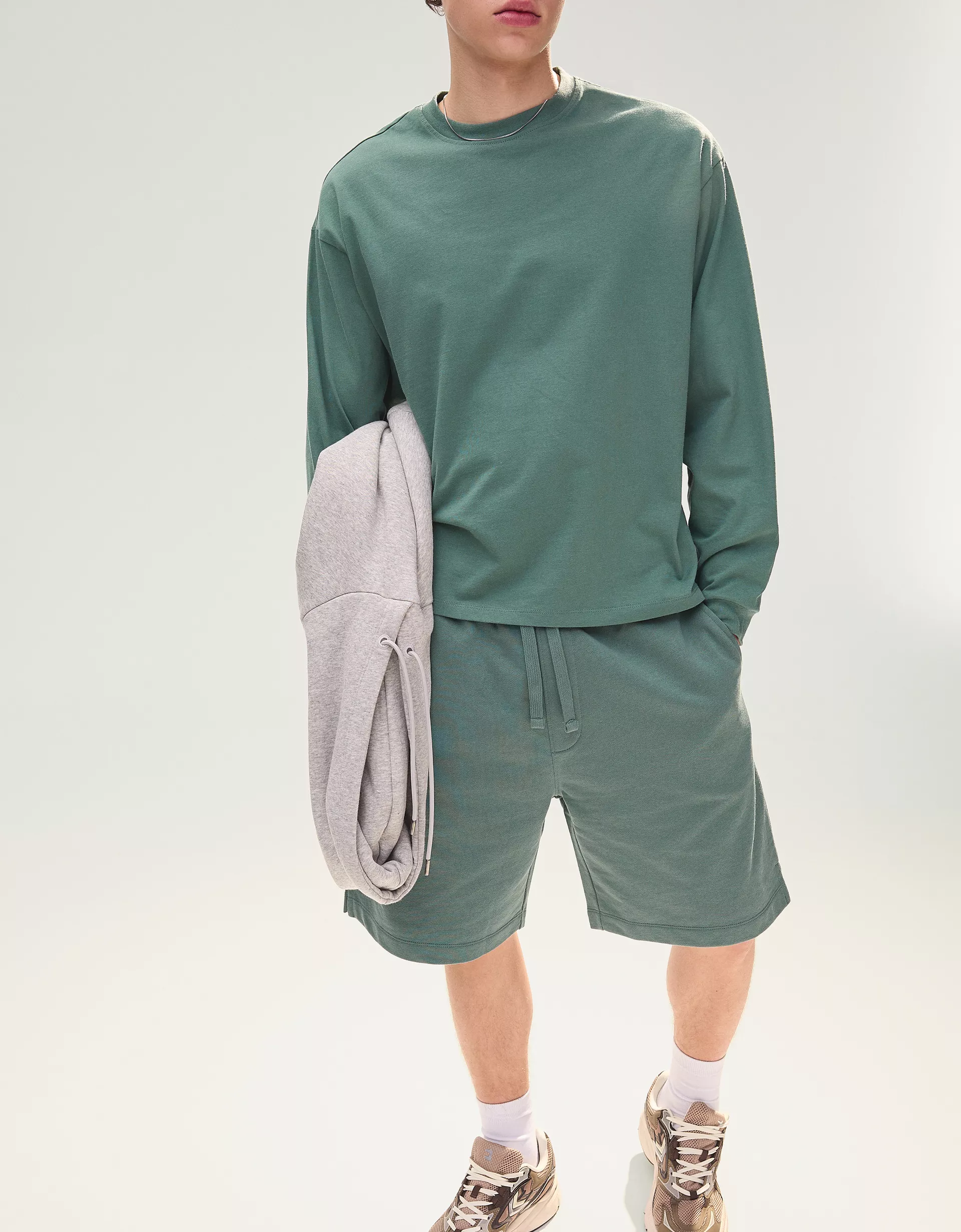 Bershka Plush Bermuda shorts — Turquoise