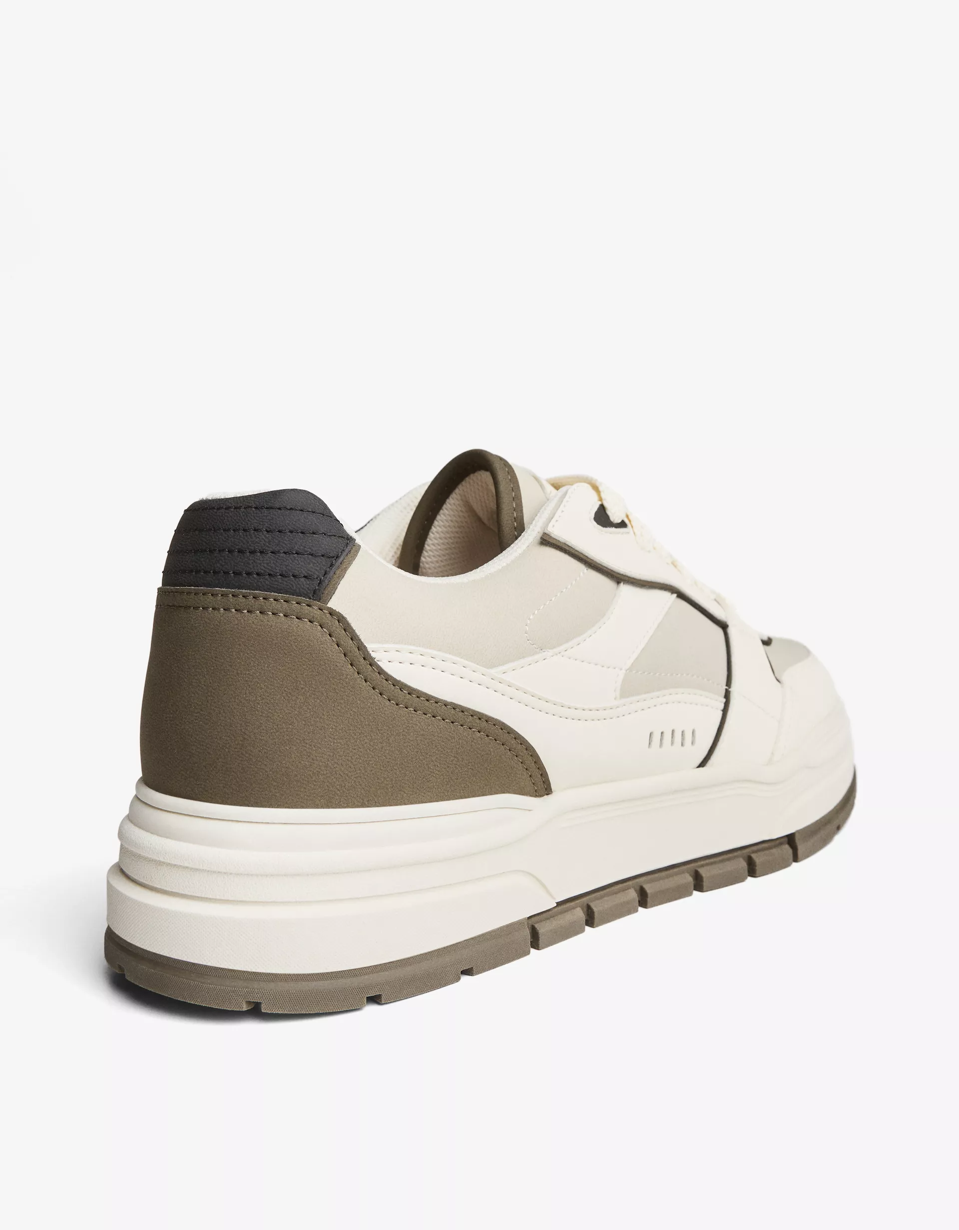 Bershka Chunky Tech Runner