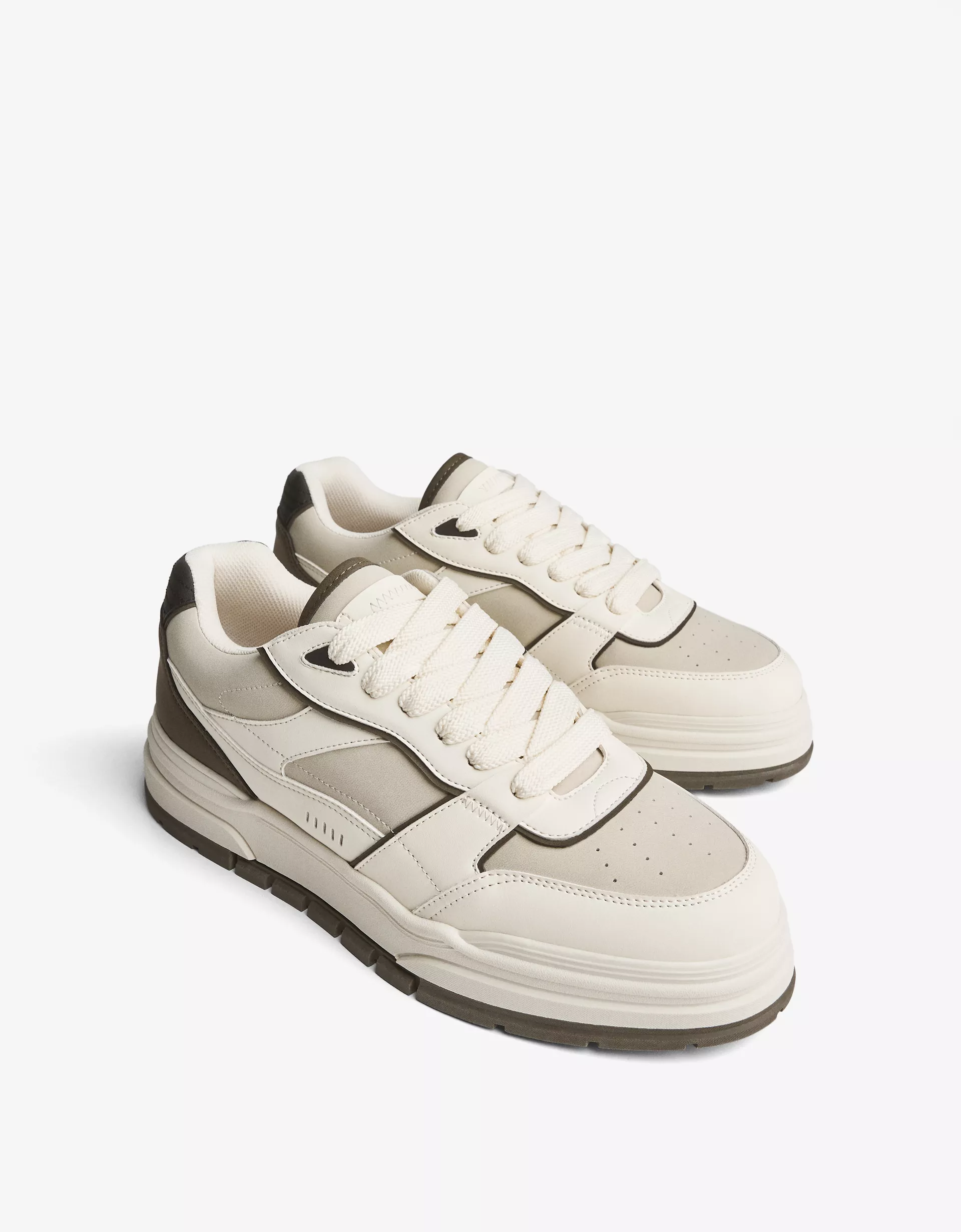 Bershka Chunky Tech Runner