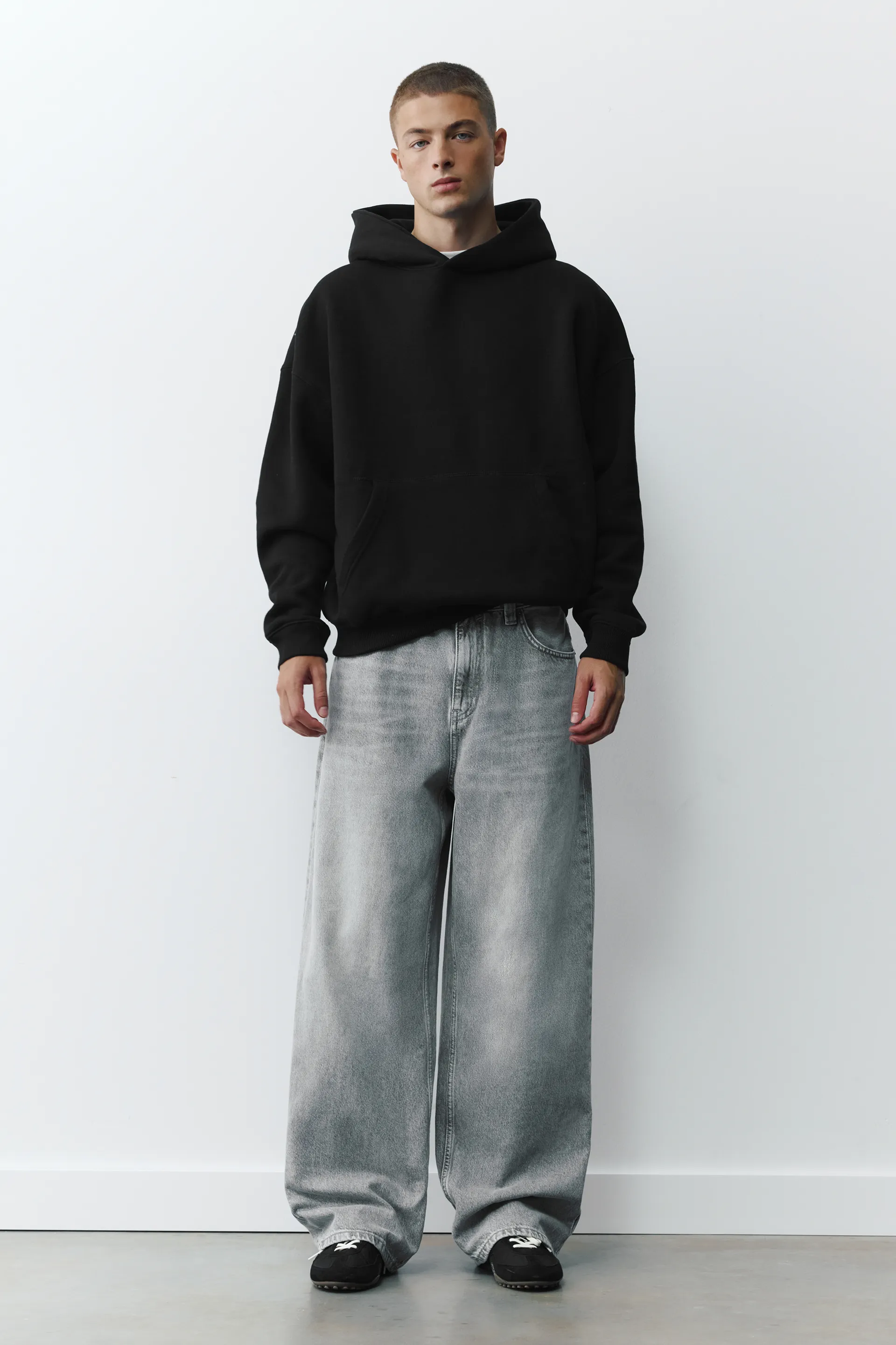 Pull&Bear Sweat boxy à capuche — Noir