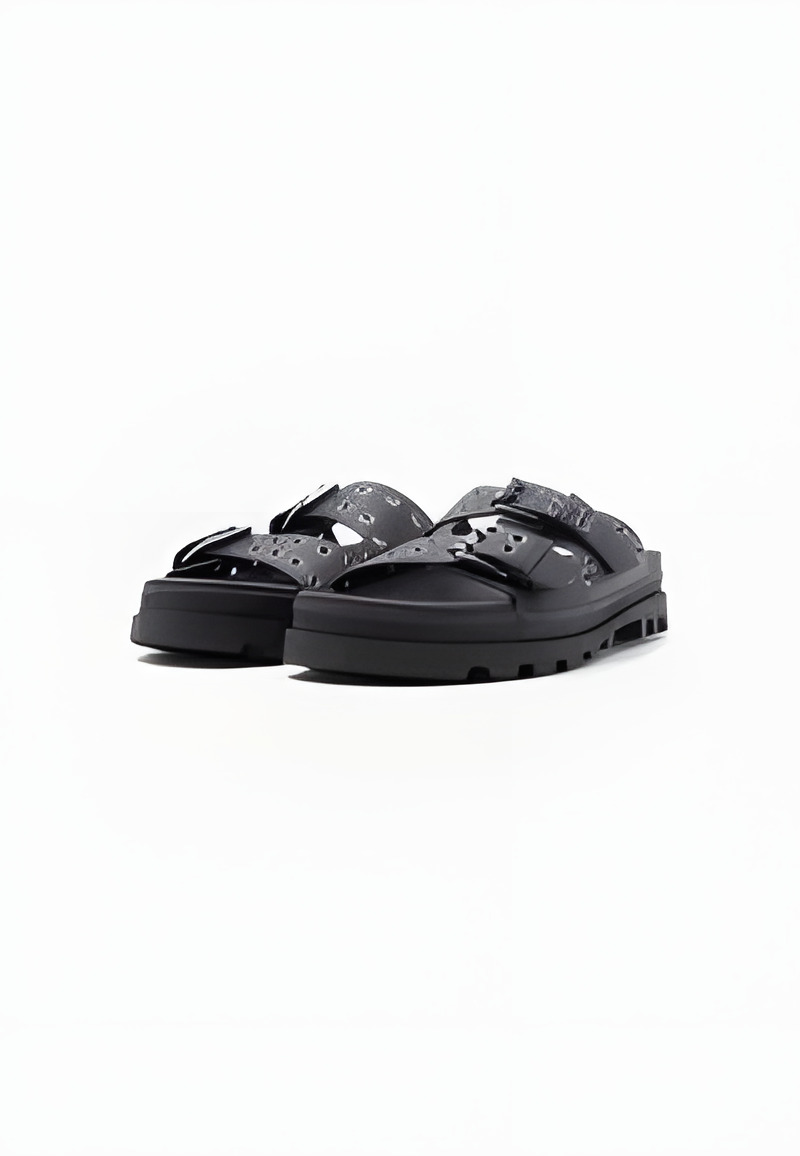 Bershka Black Buckle Detail Sandals — Black