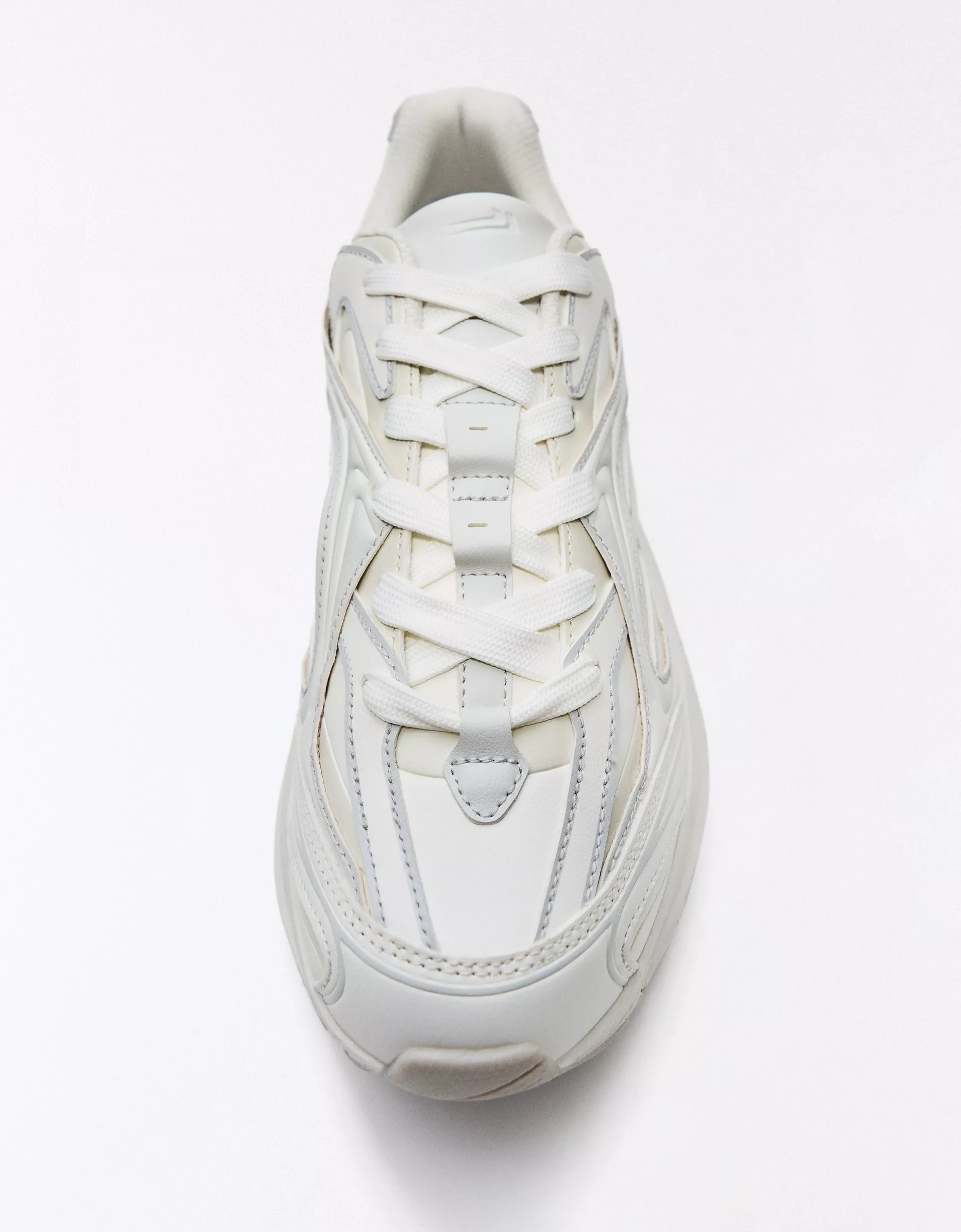 Bershka Chunky sole trainers — White