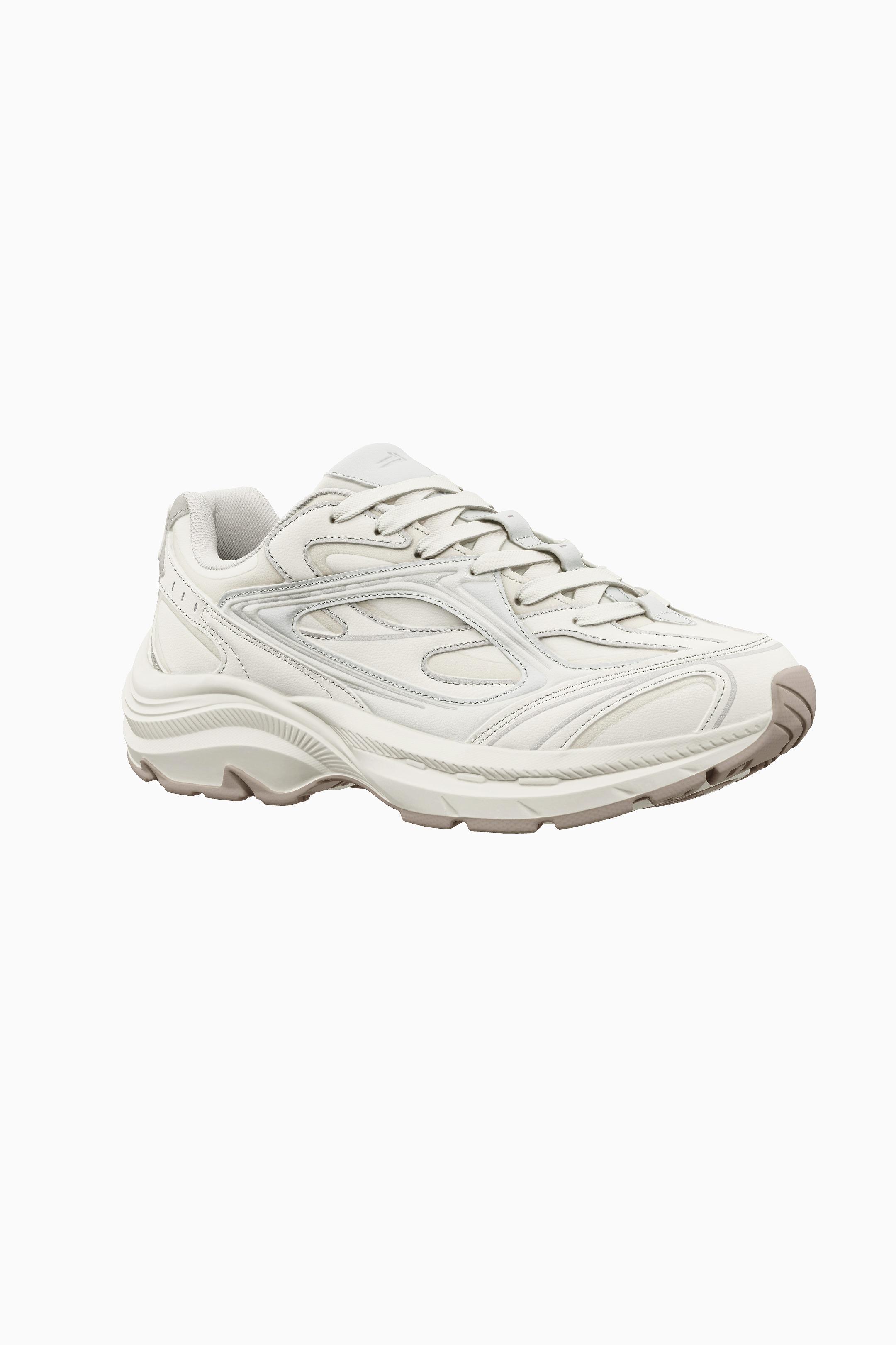 Chunky sole trainers
