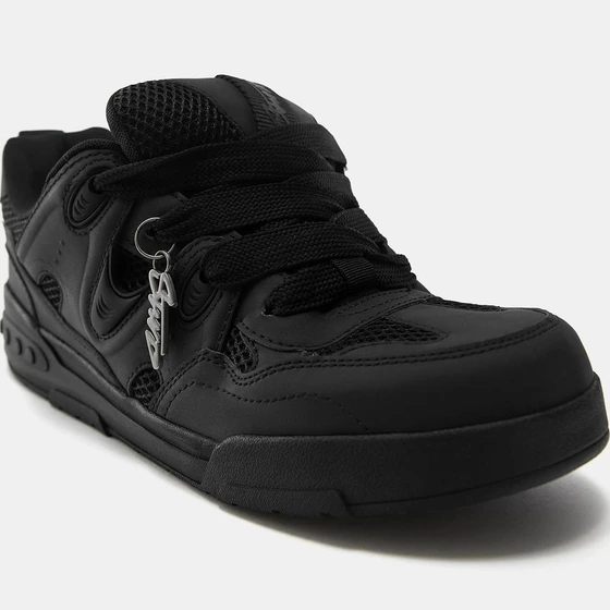Pull&Bear Summer sale - Men’s favourites — Black