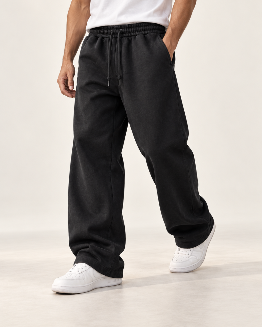 Men's Relaxed Fit Joggers — Black