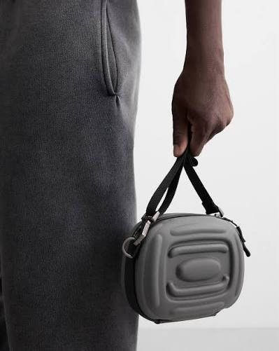 Zara Textured crossbody bag