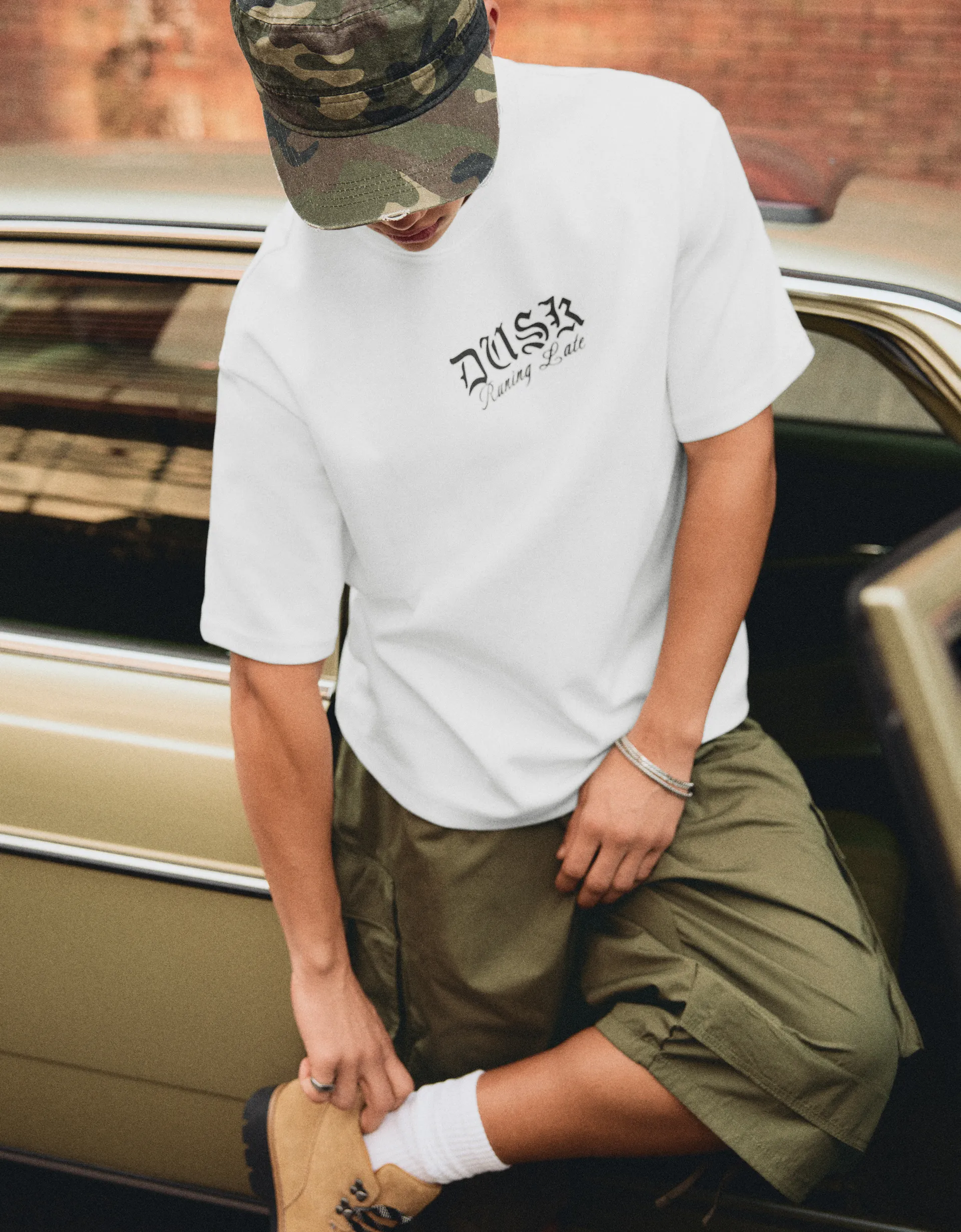 Bershka Printed short sleeve plush T-shirt — Off white