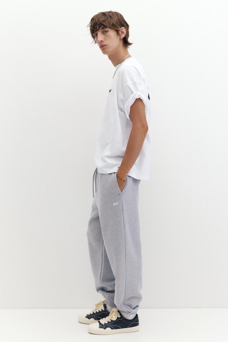 Pull&Bear Relaxed Fleece Joggers — grey