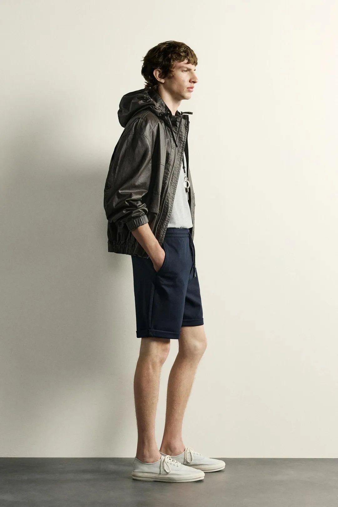 Zara Navy Drawstring Casual Shorts — Navy
