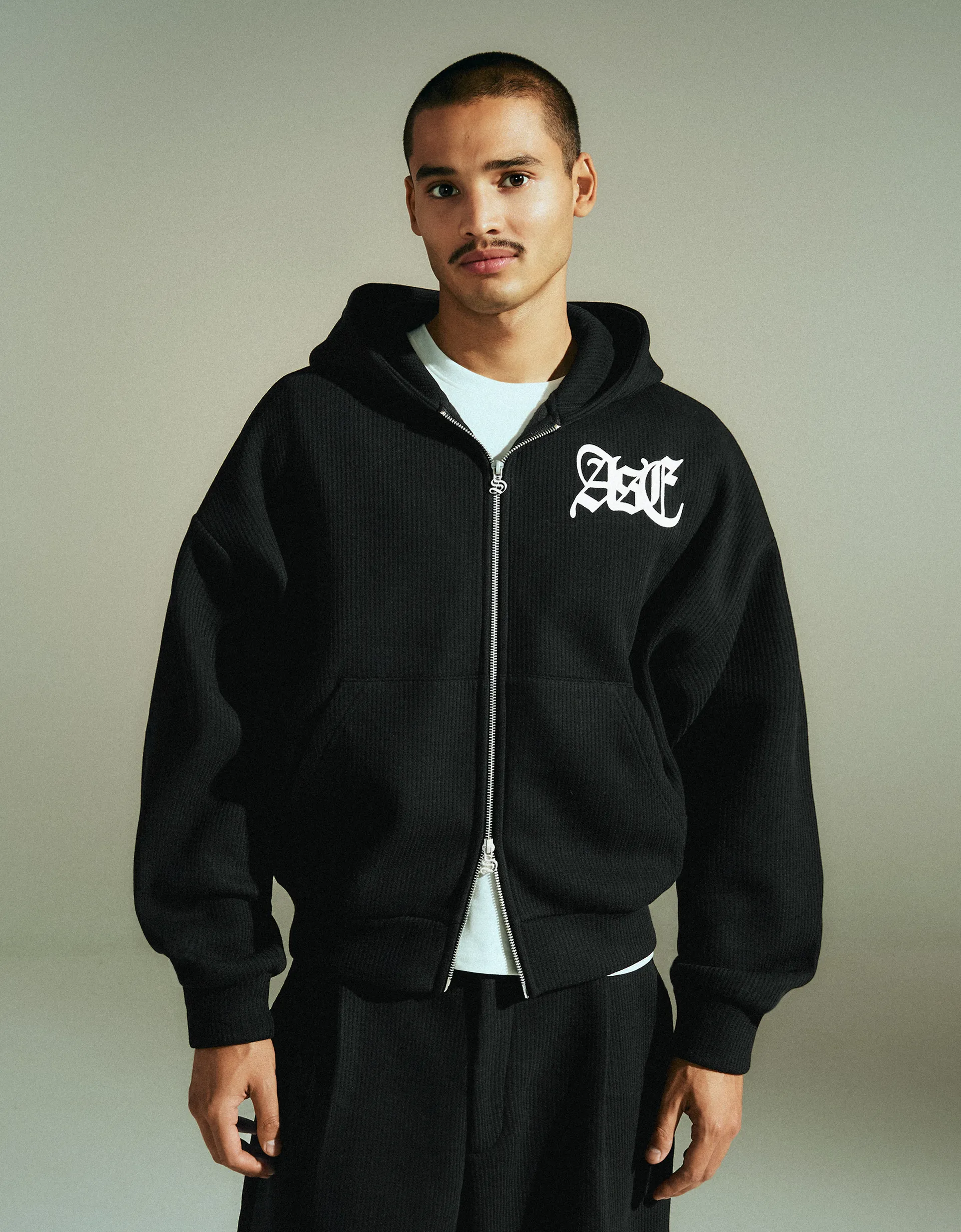 Embroidered waffle-knit hood sweatshirt