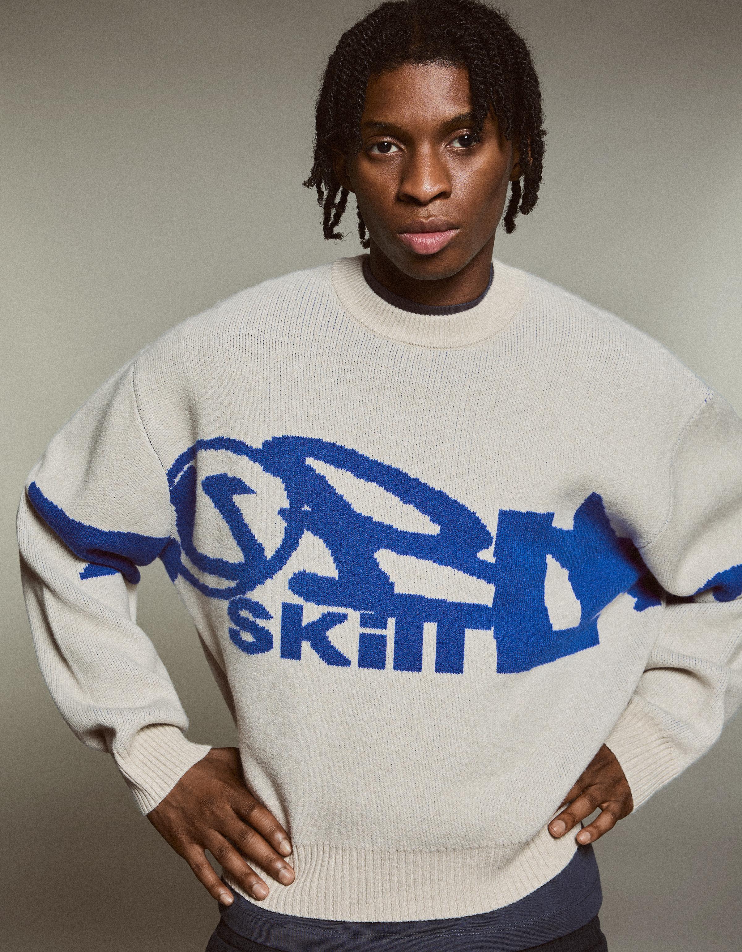 Bershka Graphic Jacquard Sweater — حجري