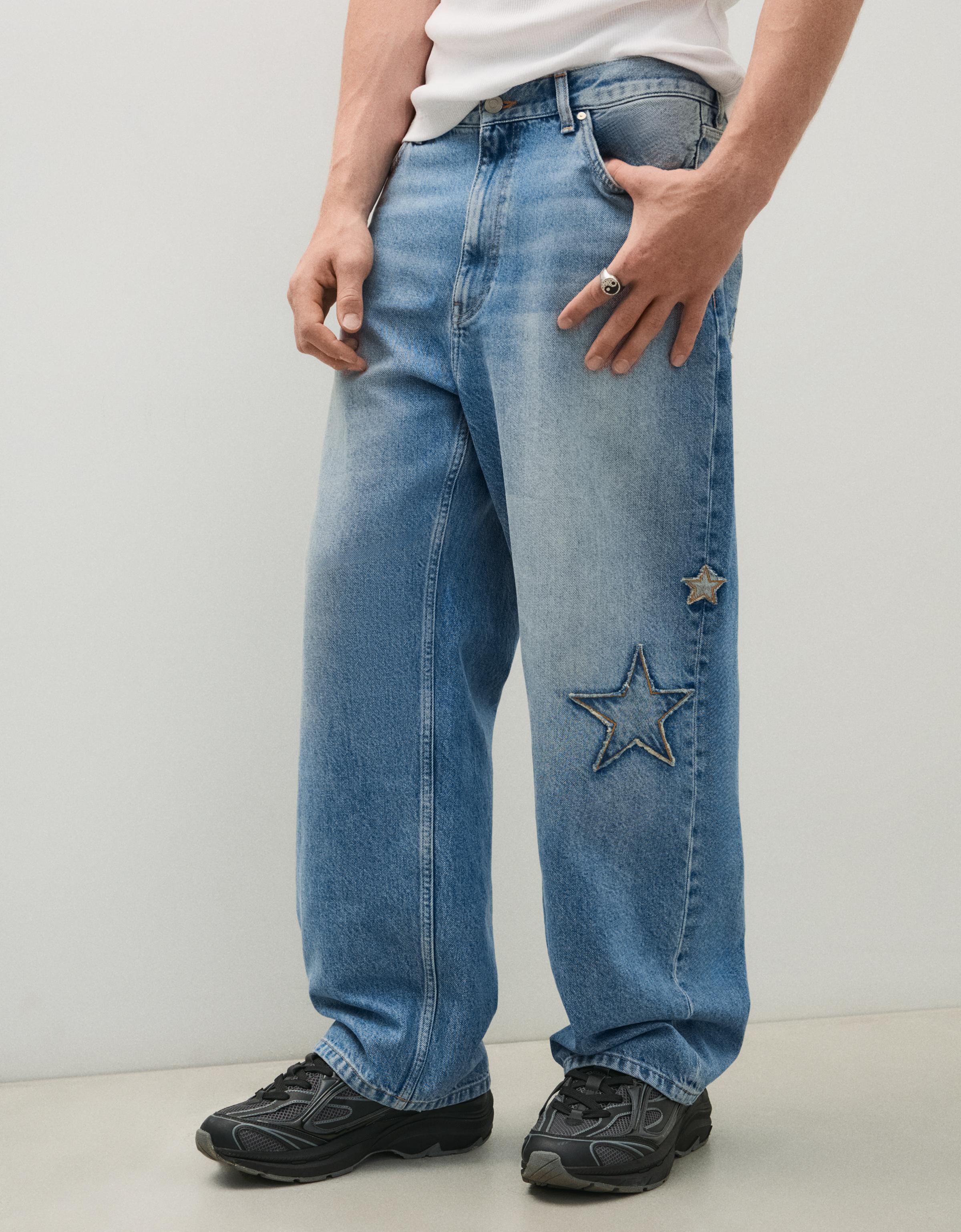 Bershka Baggy Patch Jeans — Bleu lavé