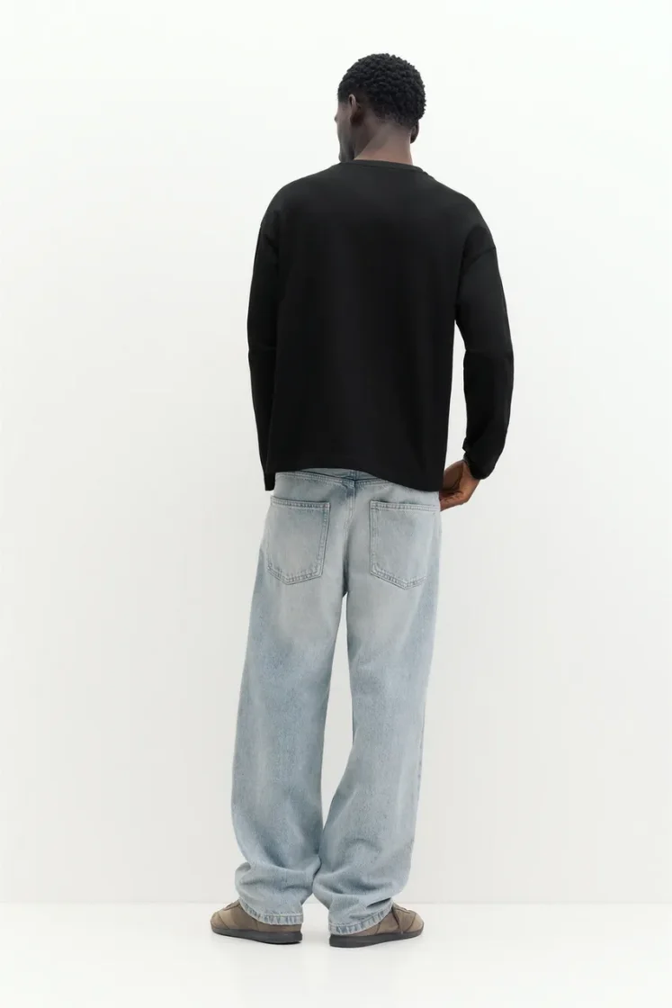 Heavyweight Relaxed Long-Sleeve — Black