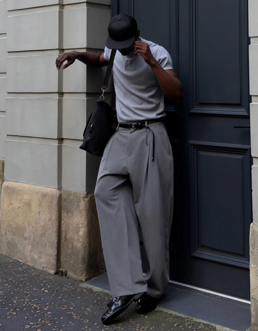 Bershka Pantalon baggy à pinces — Grey