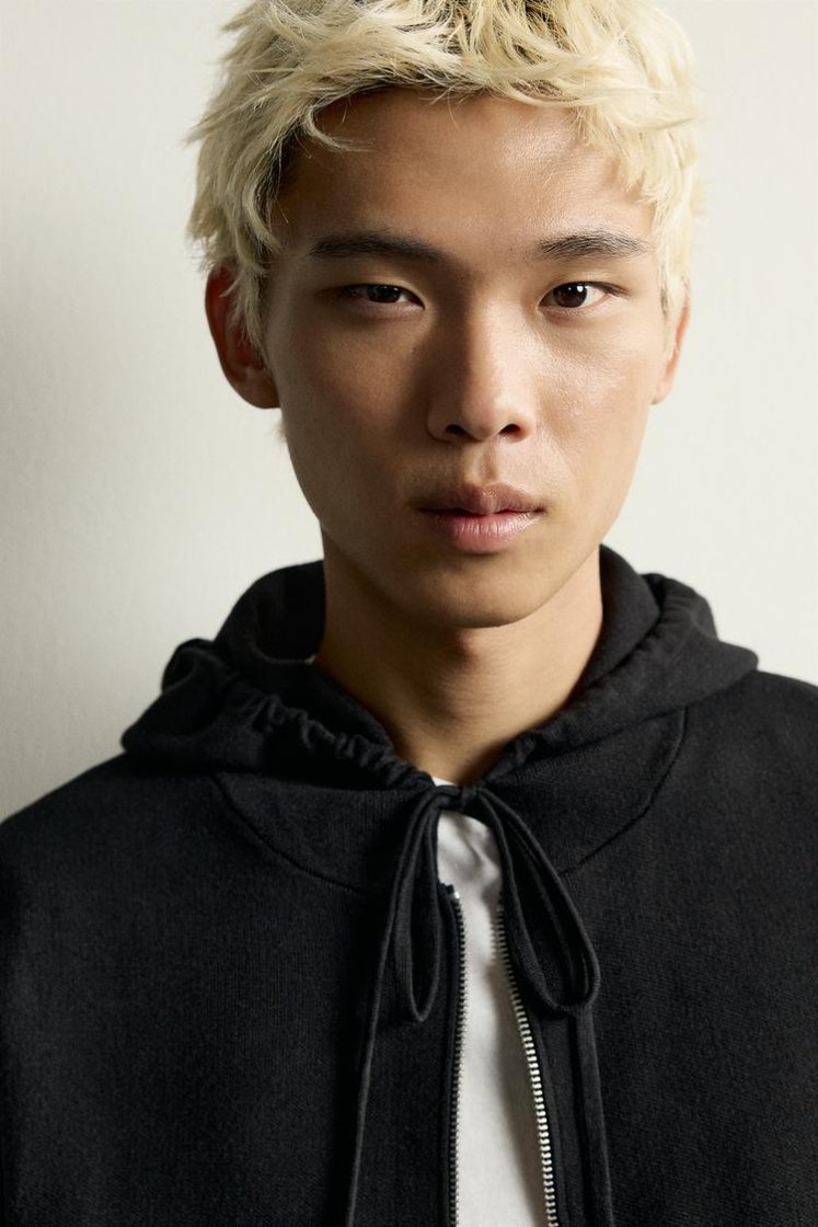 Zara SOFT KNIT HOODIE — Black