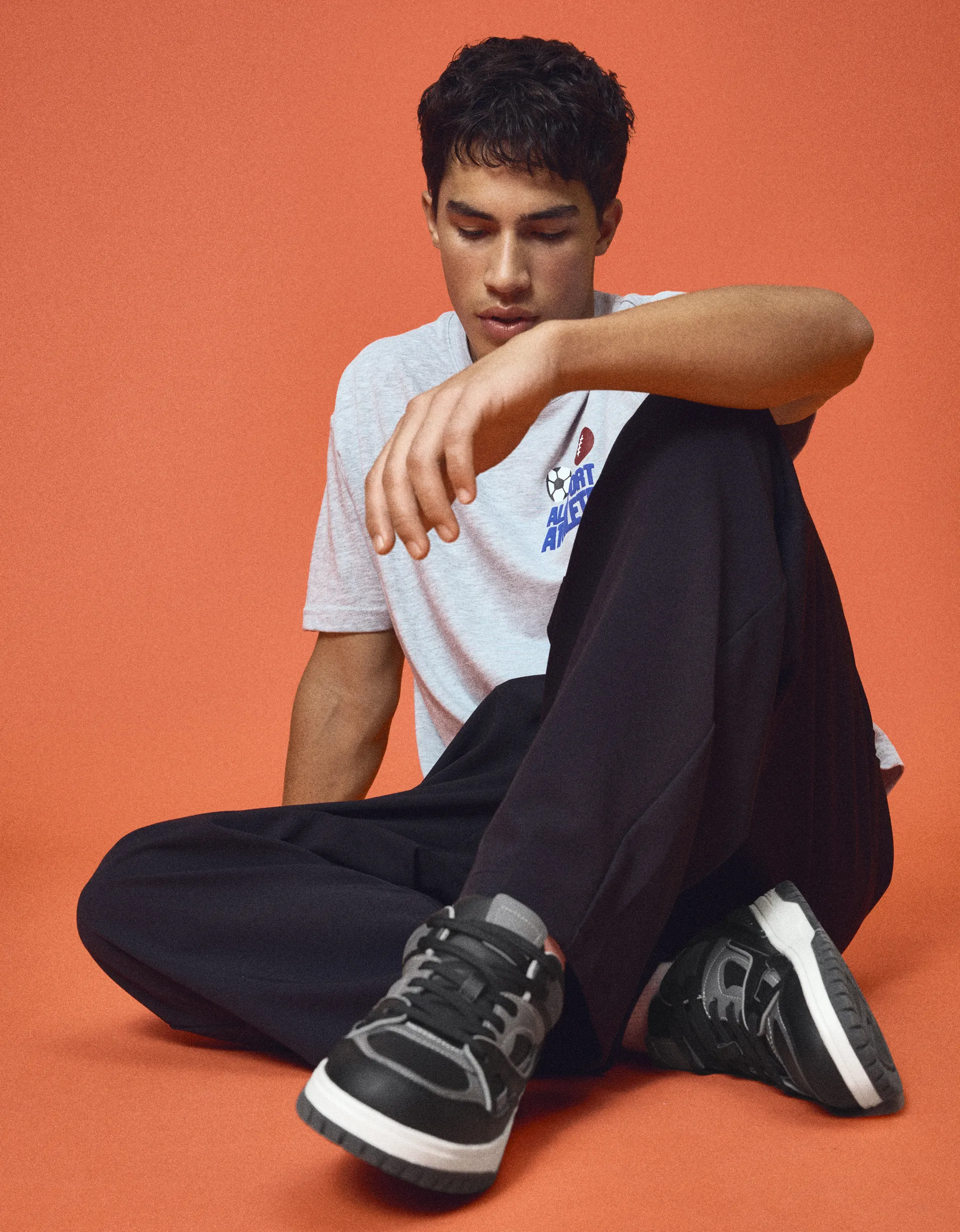 Bershka STARFIT Lace-Up Chunky Sneakers — Noir
