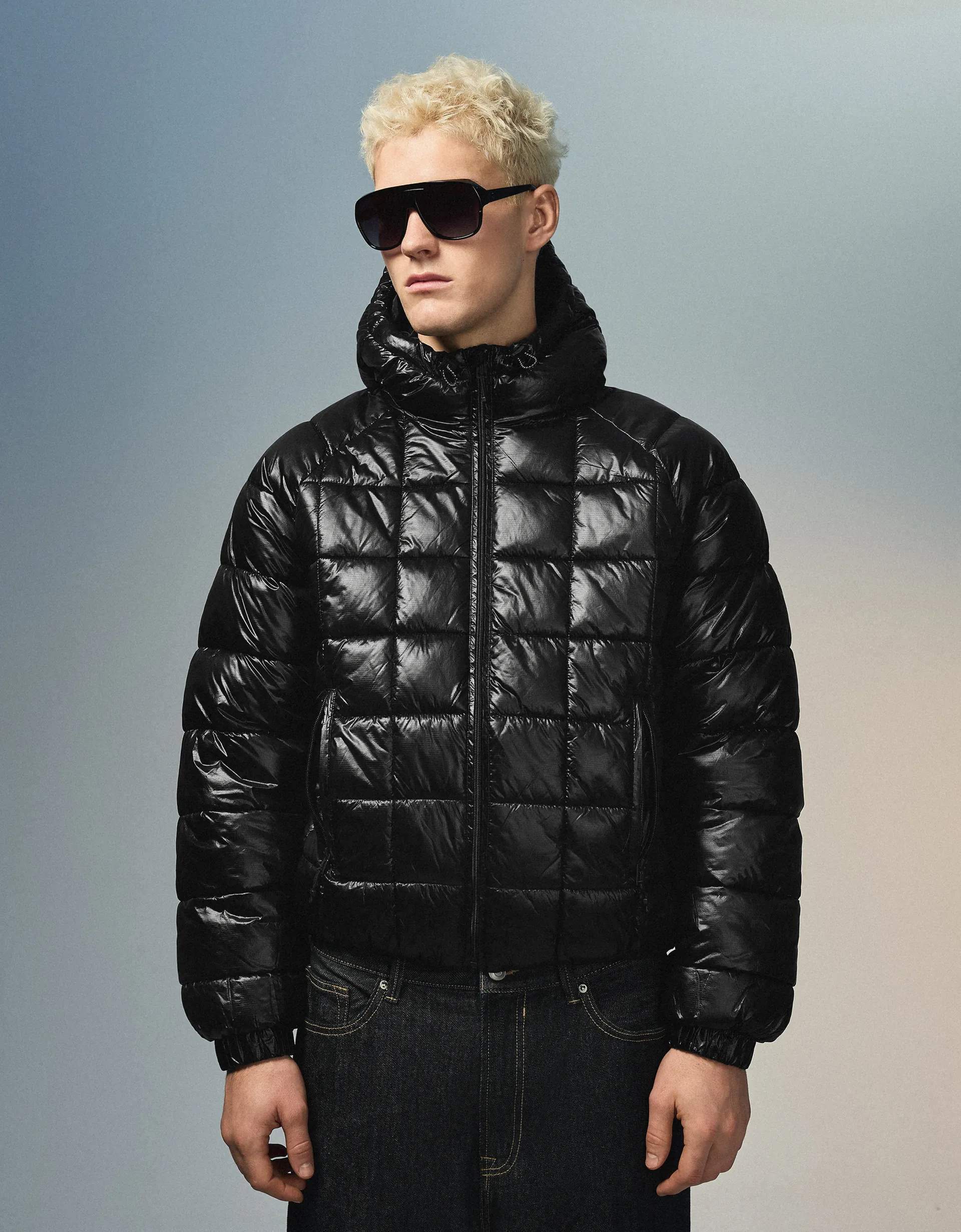 Bershka Blouson capuche matelassé quadrillé — Noir