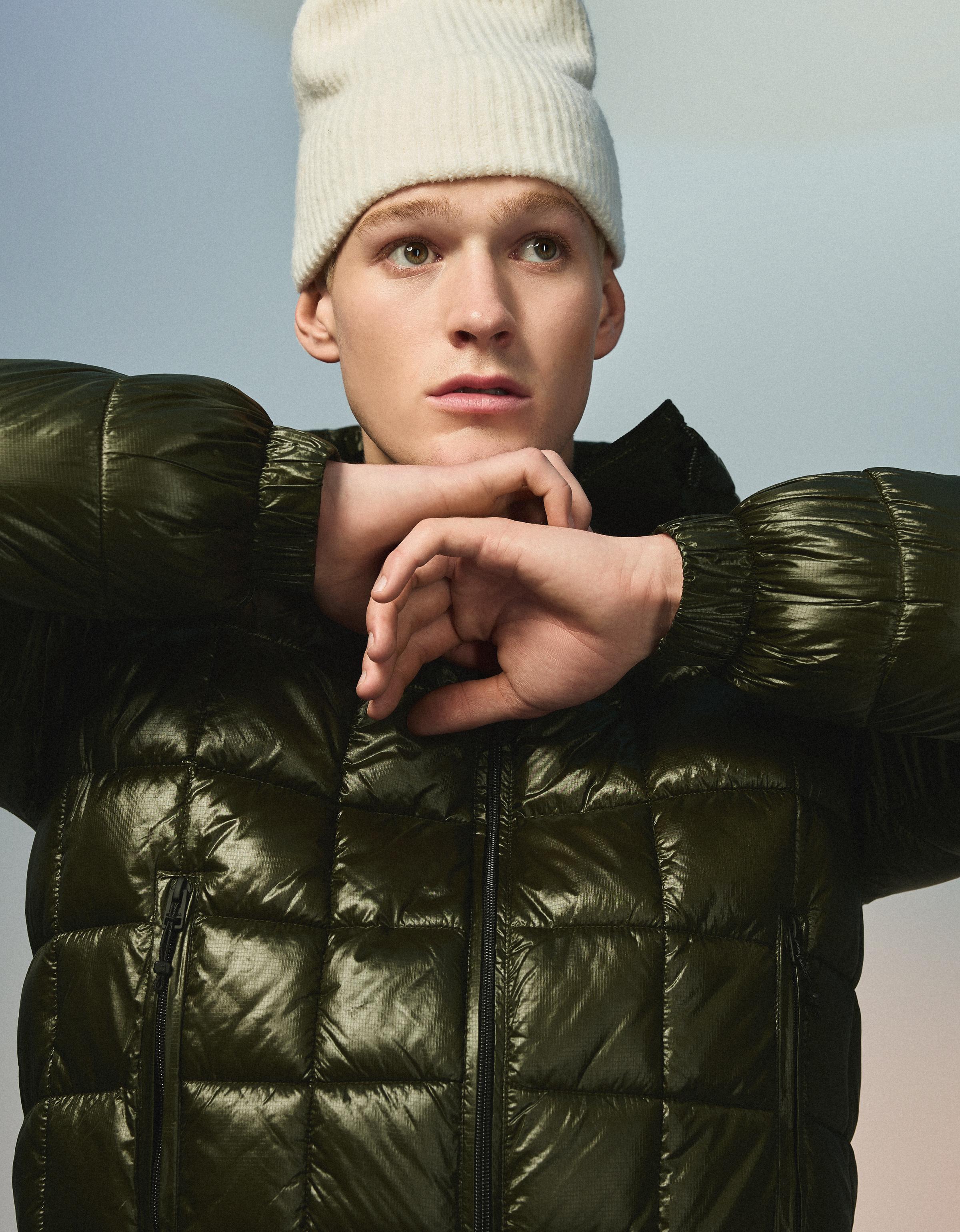 Bershka Blouson capuche matelassé quadrillé — Olive